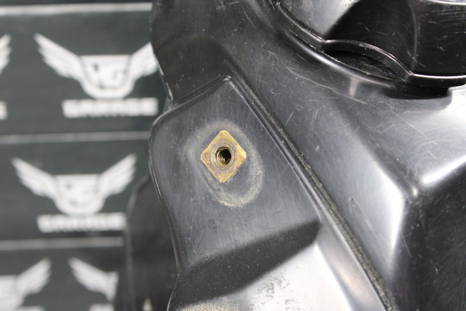 2003 Honda CRF450R OEM Gas Fuel Tank Cell Petrol Reservoir 17510 - Meb - 670 - hggarage