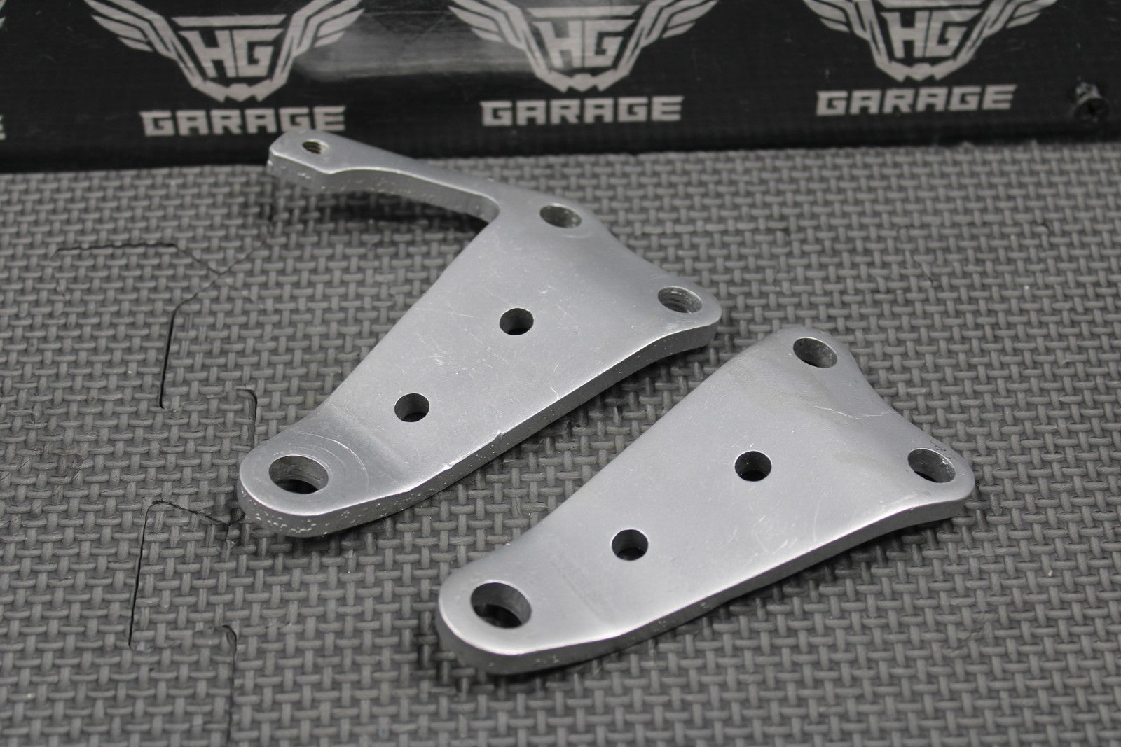 1997 HONDA CR250R OEM ENGINE MOTOR MOUNT HEAD STAY HANGER BRACKETS 50407 - KZ3 - B00 - hggarage