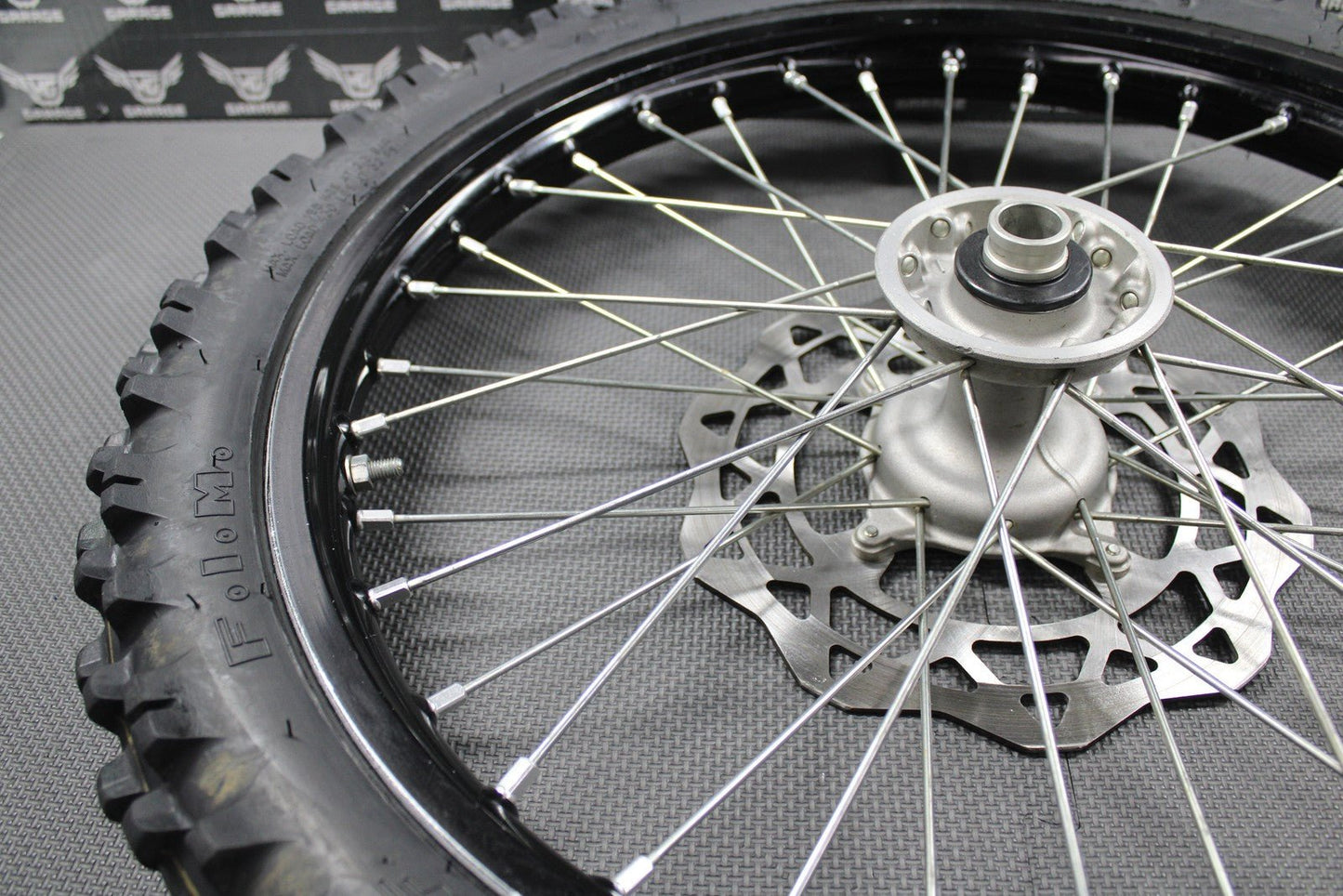 2019 SUZUKI 19 - 20 RMZ250 RMZ450 OEM FRONT WHEEL RIM HUB TIRE 54100 - 37K00 GOOD! - hggarage