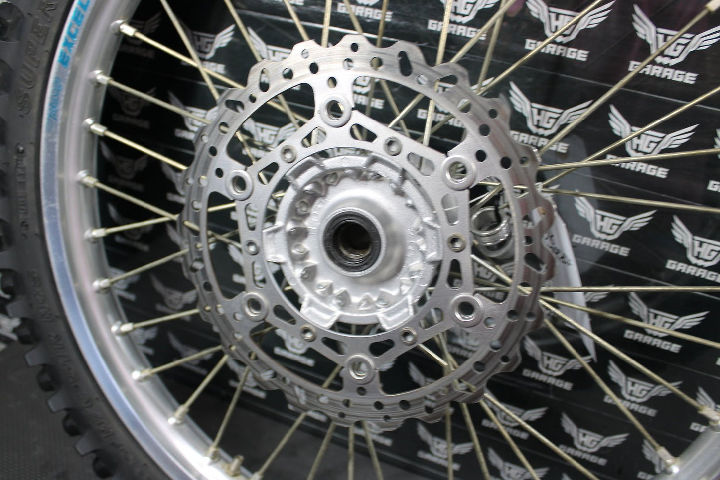 2008 Yamaha YZ450F OEM Excel Front Wheel Rim Hub Assembly 5NY - 25111 - 00 - 00 - hggarage
