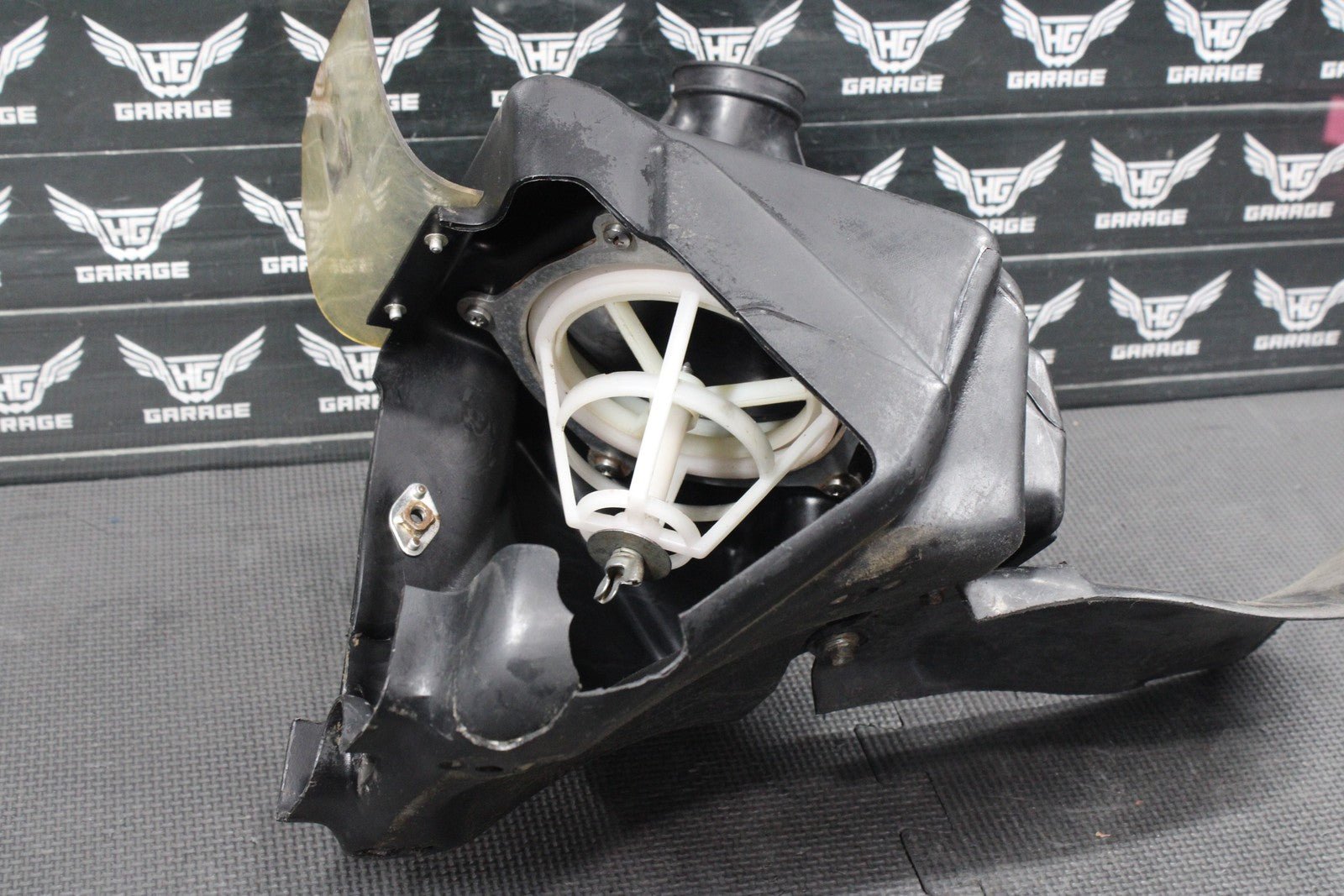 2014 KAWASAKI KX100 KX85 OEM AIRBOX INTAKE AIR CLEANER CASE BOOT - hggarage