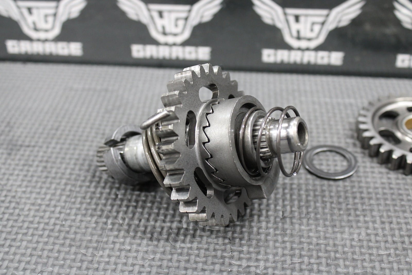 2000 HONDA CR125R OEM KICKSTART KICK START SHAFT W IDLER GEAR 28251 - KZ4 - 000 - hggarage