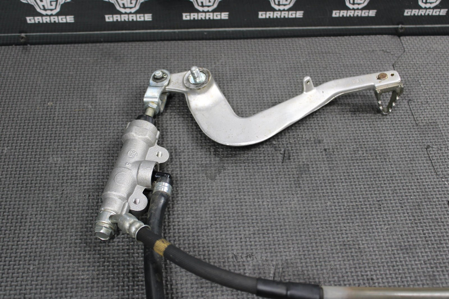 2020 KAWASAKI KX100 BIGWHEEL OEM NISSIN REAR BACK BRAKE CALIPER MASTER CYLINDER - hggarage