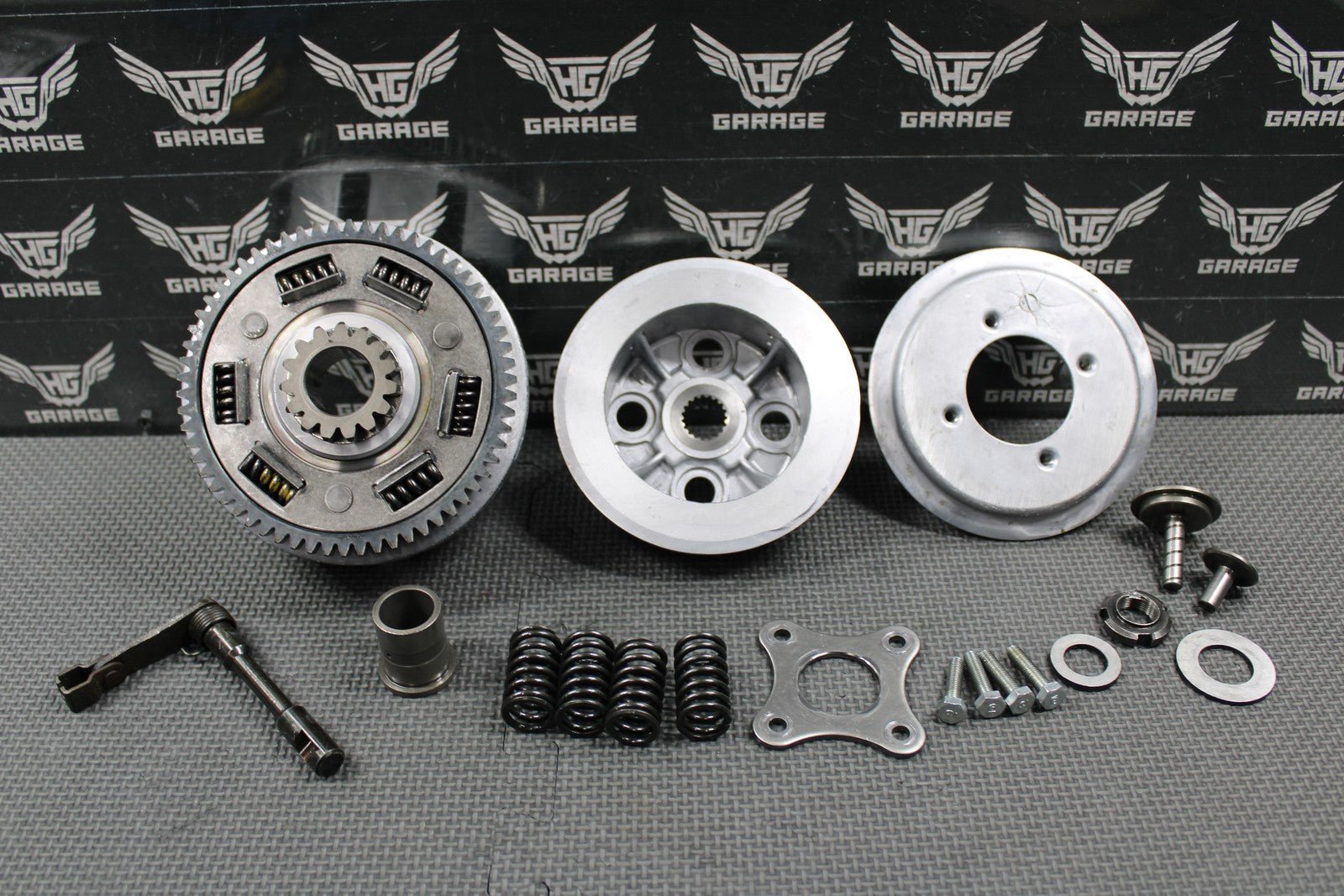 1991 HONDA 88 - 95 XR250R OEM CLUTCH BASKET HUB PRESSURE PLATE 22100 - KT1 - 020 NICE! - hggarage