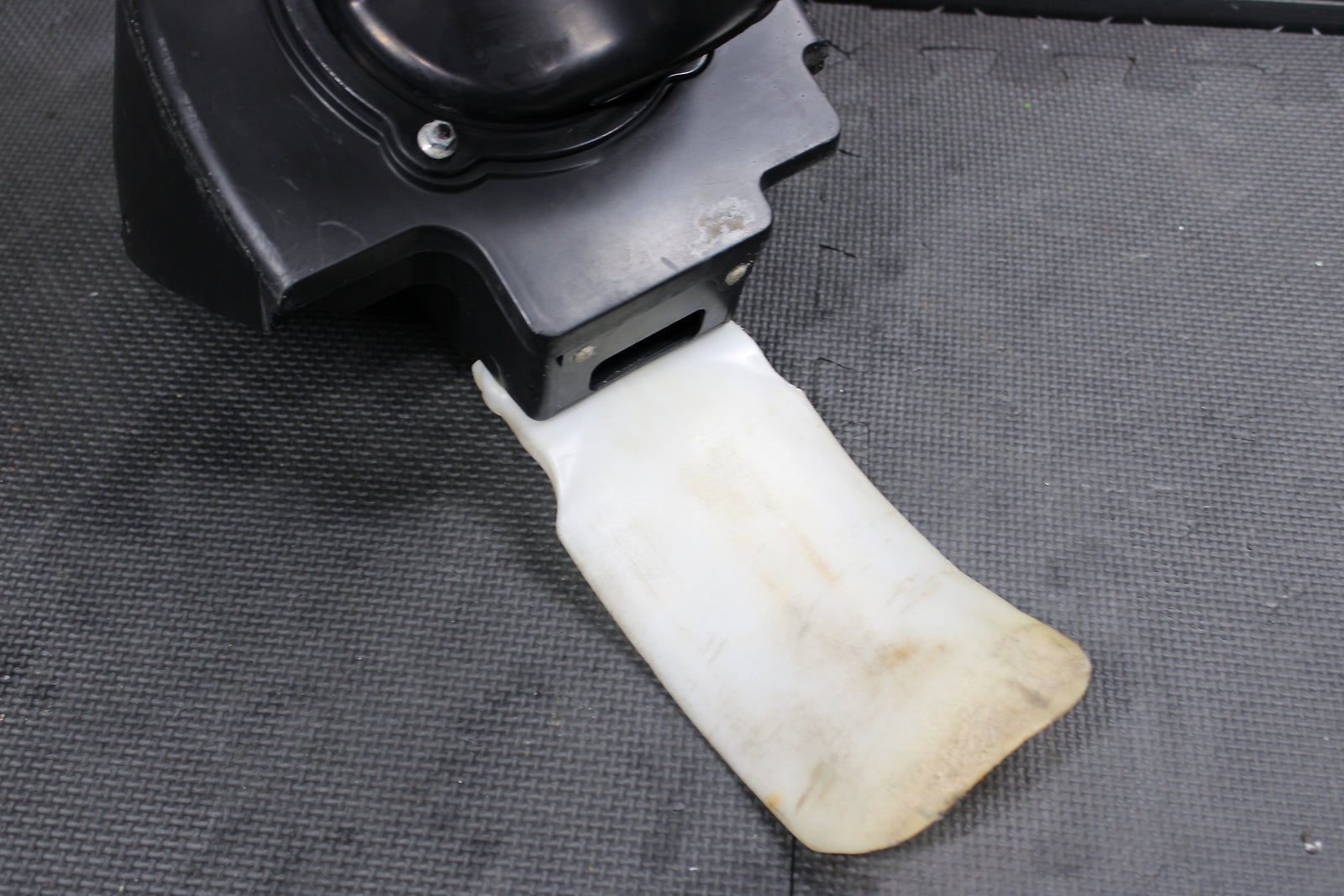 2002 KAWASAKI KX65 00 - 09 / 11 - 22 OEM AIR CLEANER FILTER AIRBOX NICE! 11011 - 1578 - hggarage