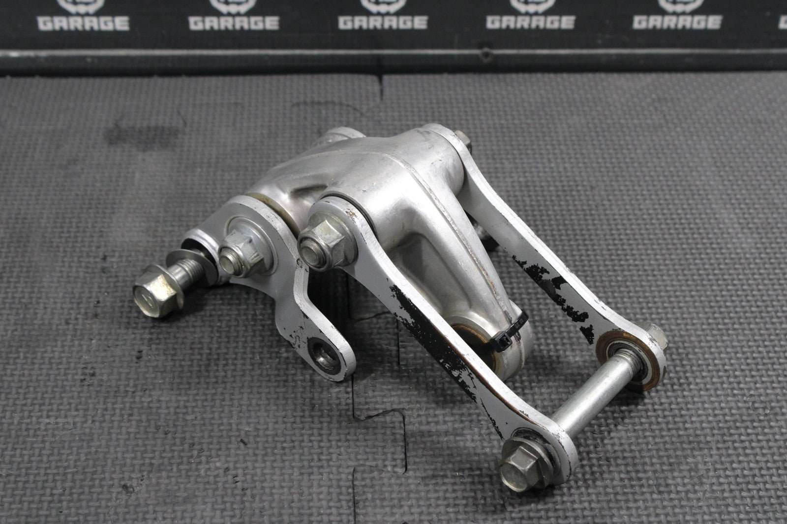2012 KAWASAKI KX85 OEM REAR SHOCK LINKAGE LINKS RELAY ARM DOGBONE 32037 - 1553 - hggarage