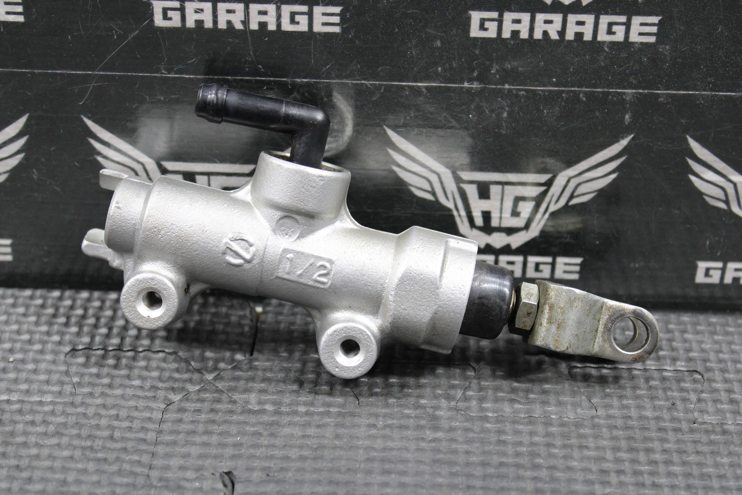 47441917