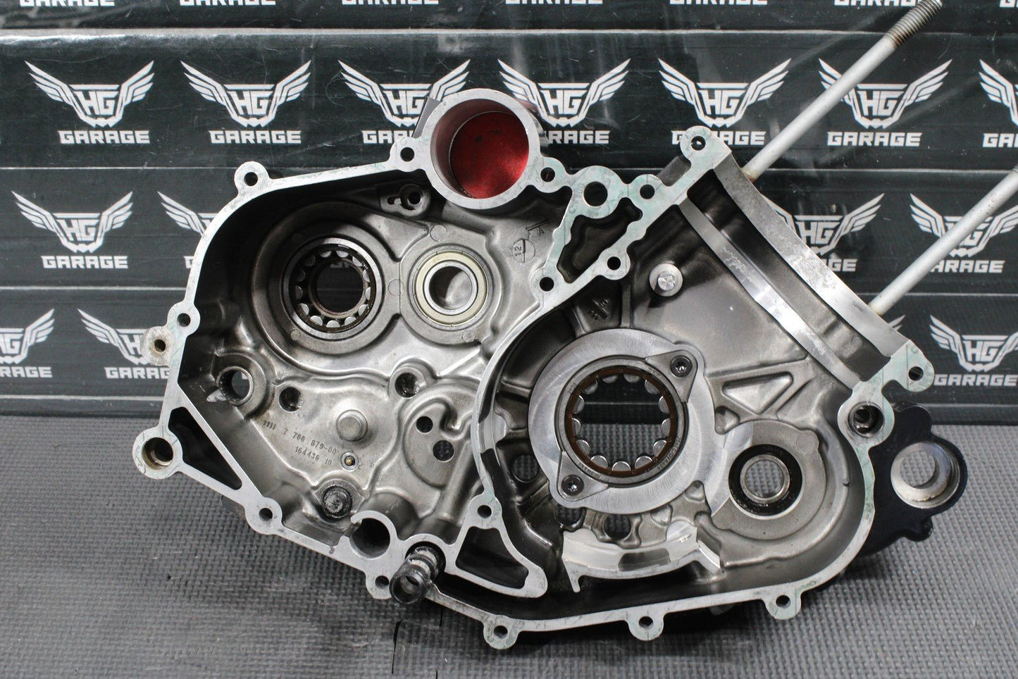 2013 HUSQVARNA TE511 OEM LEFT RIGHT ENGINE MOTOR CRANKCASE CRANK CASES BLOCK - hggarage