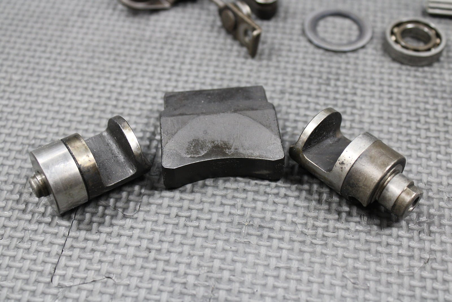 1994 HONDA 92 - 99 CR250R OEM EXHAUST POWER VALVE POWERVALVE GOVERNOR SHAFTS FLAP - hggarage