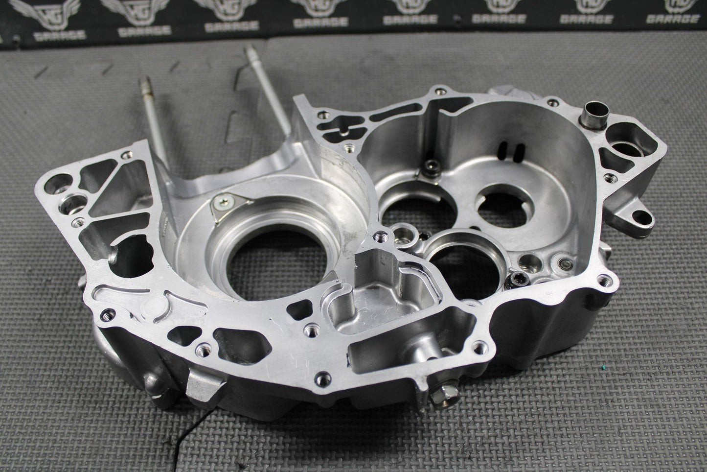 2008 HONDA CRF250R OEM RIGHT ENGINE CRANKCASE CRANK CASE 11100 - KRN - A10 GOOD! - hggarage