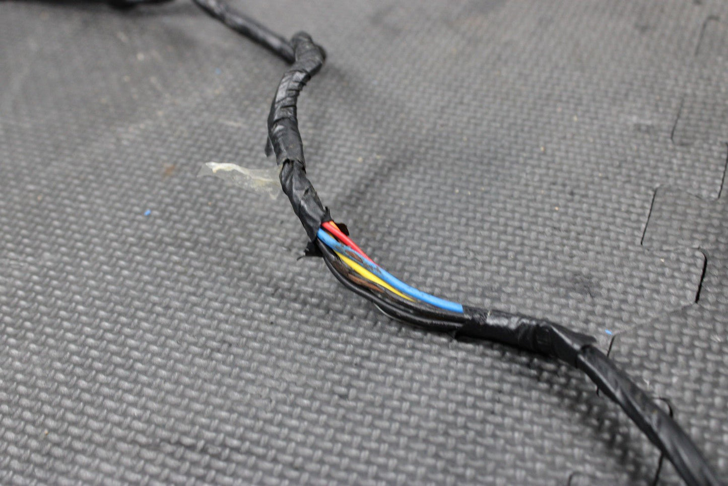 1991 YAMAHA BANSHEE 350 87 - 94 OEM MAIN ENGINE WIRING HARNESS CONNECTORS PLUGS - hggarage
