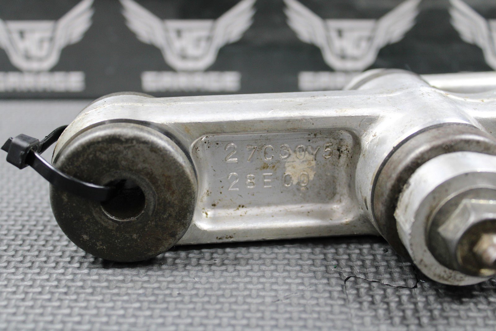 1995 89 - 98 SUZUKI RMX250 OEM REAR SHOCK LINKAGE CUSHION LEVER SET 62601 - 27811 - hggarage