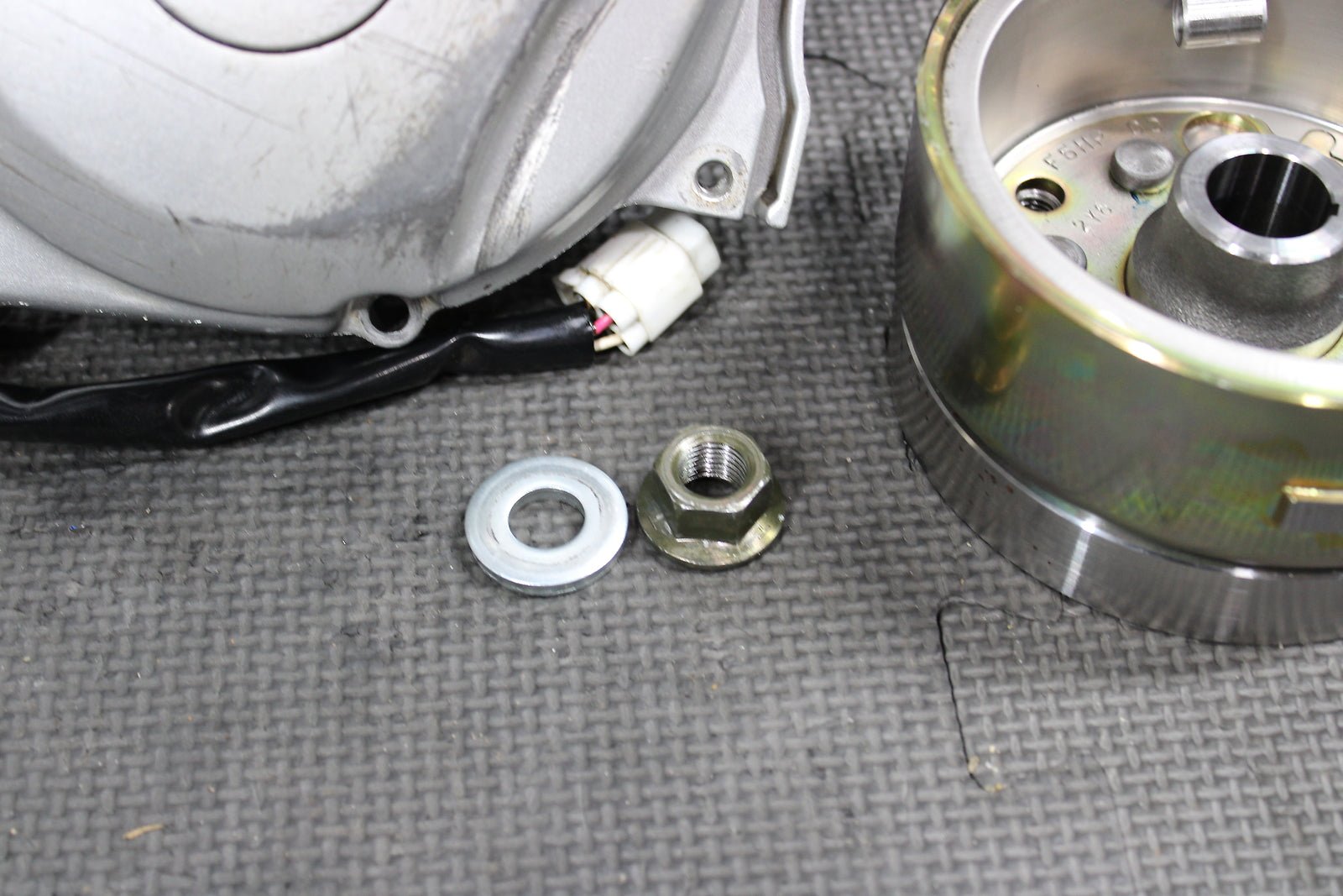 2003 YAMAHA TTR125E TTR125L OEM STATOR MAGNETO ROTOR FLYWHEEL 5HP - 85510 - 13 - 00 - hggarage
