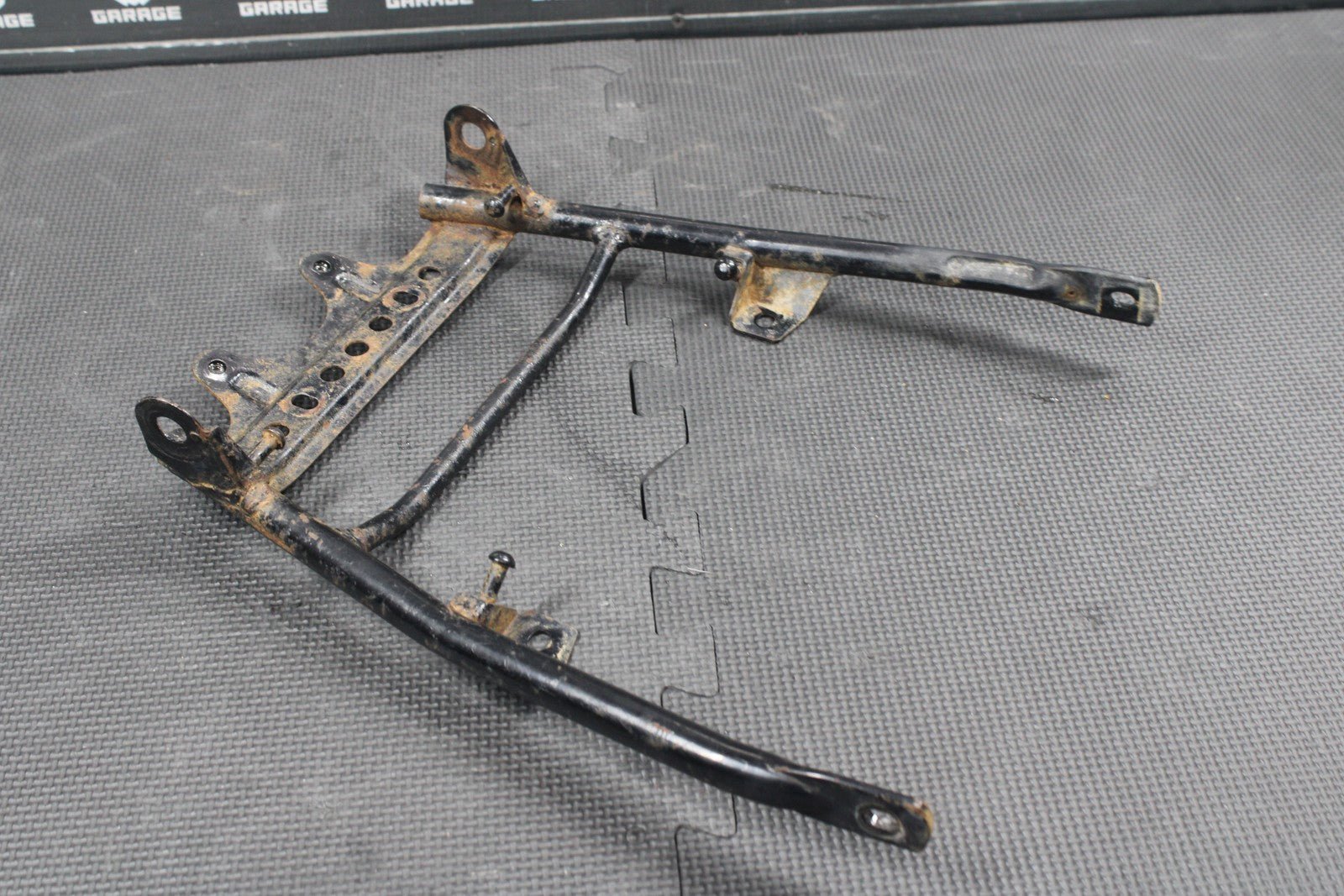 1987 87 - 93 YAMAHA TW200 OEM REAR BACK SUB FRAME SUBFRAME FENDER SUPPORT TAILIGHT - hggarage
