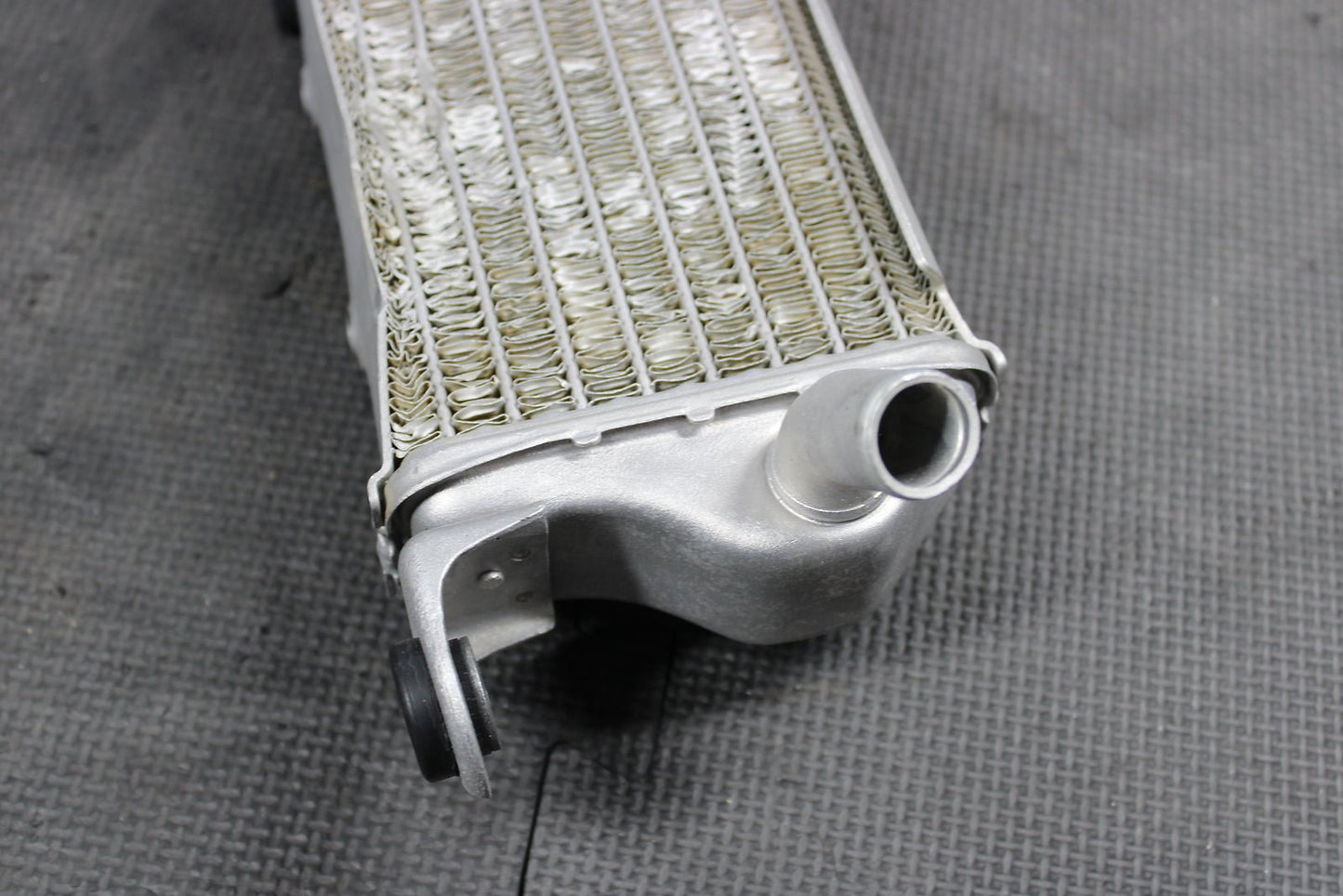 2000 Kawasaki KX80 KX85 OEM Engine Motor Cooling Cooler Radiator 39061 - 1245 - hggarage
