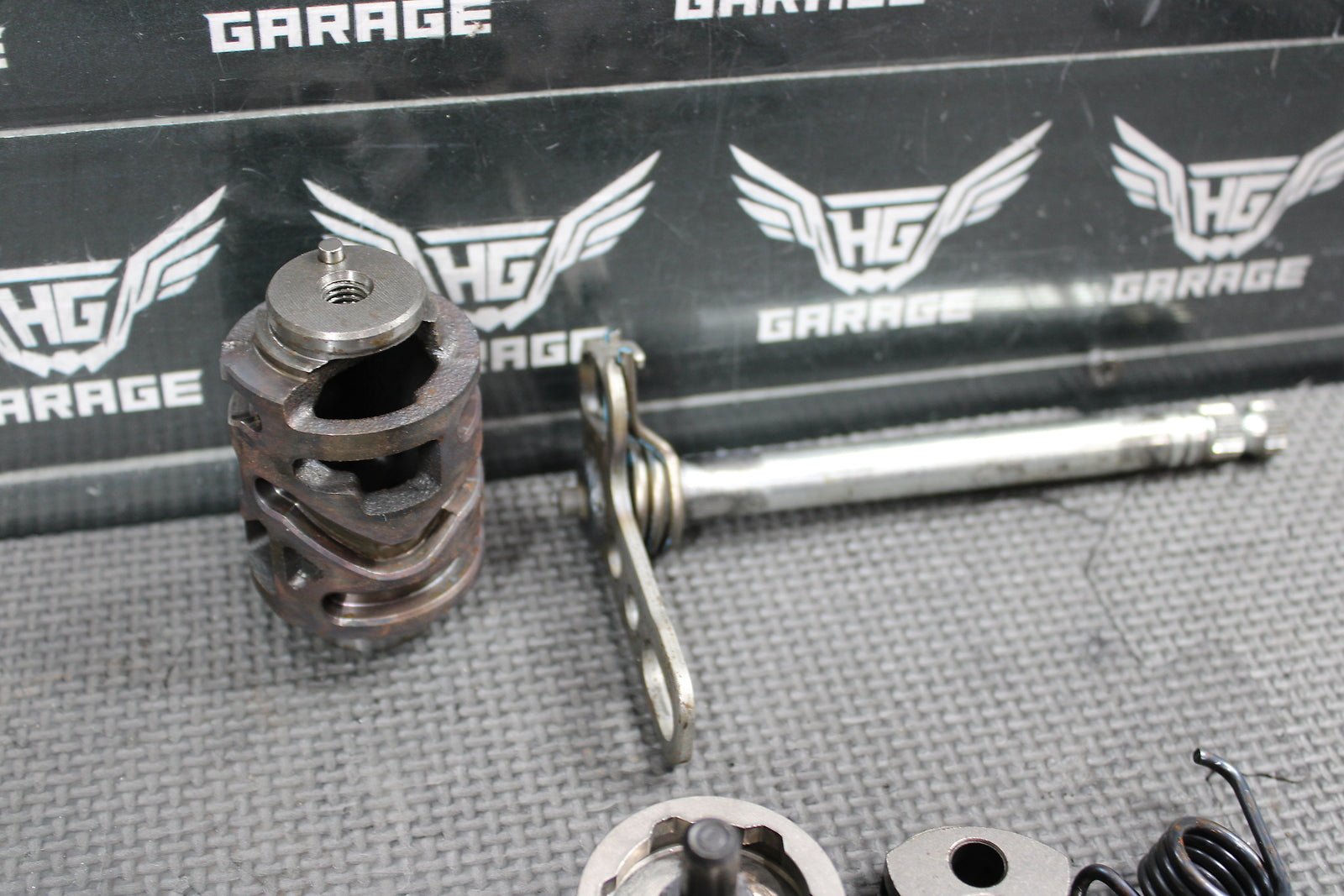 2008 YAMAHA YZ450F OEM ENGINE TRANSMISSION TRANNY ASSEMBLY GEARS - hggarage