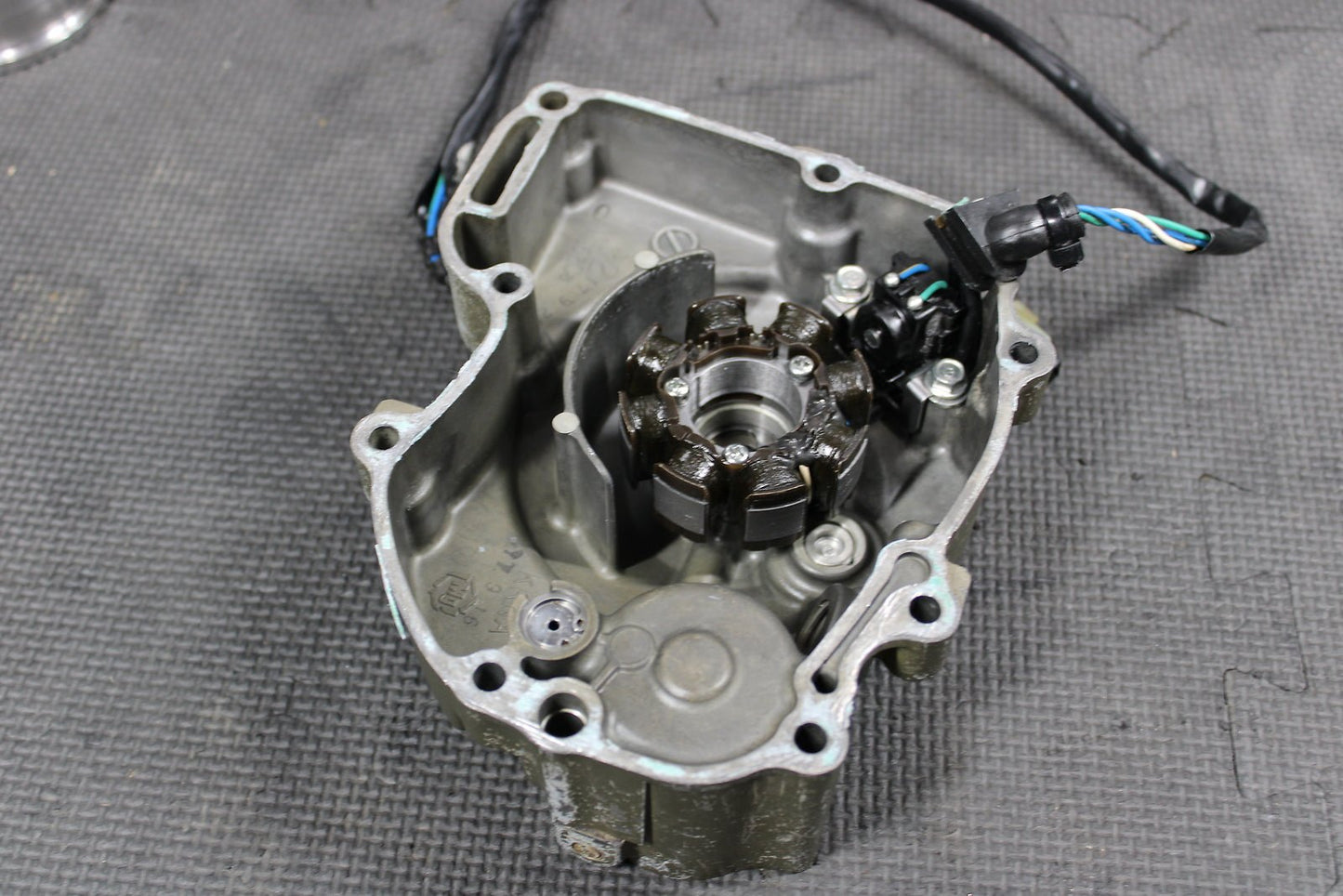 2006 HONDA CRF250R OEM STATOR MAGNETO ROTOR FLYWHEEL 31110 - KRN - 670 31120 - KRN - 670 - hggarage