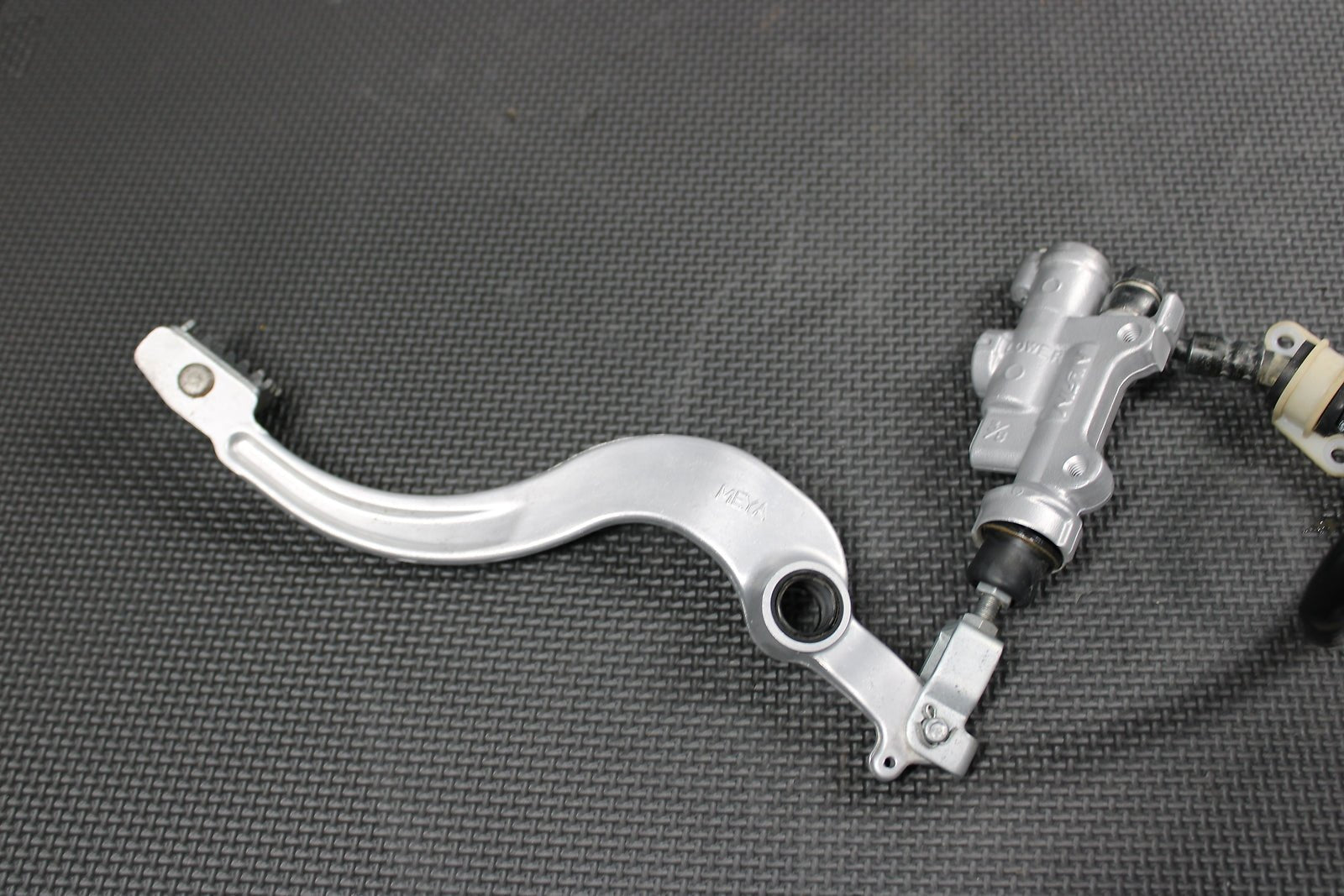 2006 HONDA CRF450X OEM NISSIN REAR BACK BRAKE CALIPER MASTER CYLINDER LEVER - hggarage