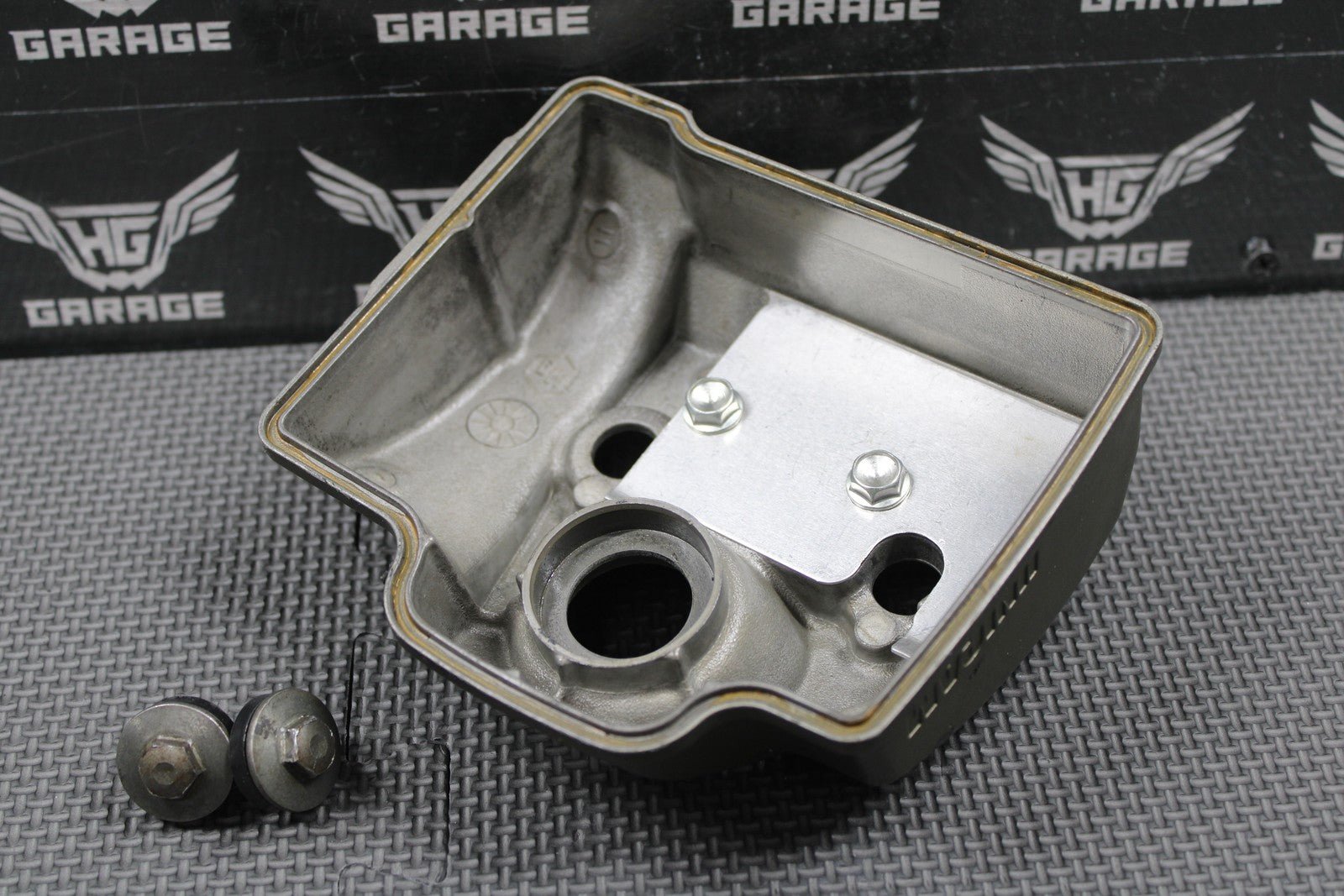 2008 HONDA 04 - 08 CRF250R CRF250X OEM CYLINDER HEAD VALVE COVER 12310 - KRN - 670 - hggarage