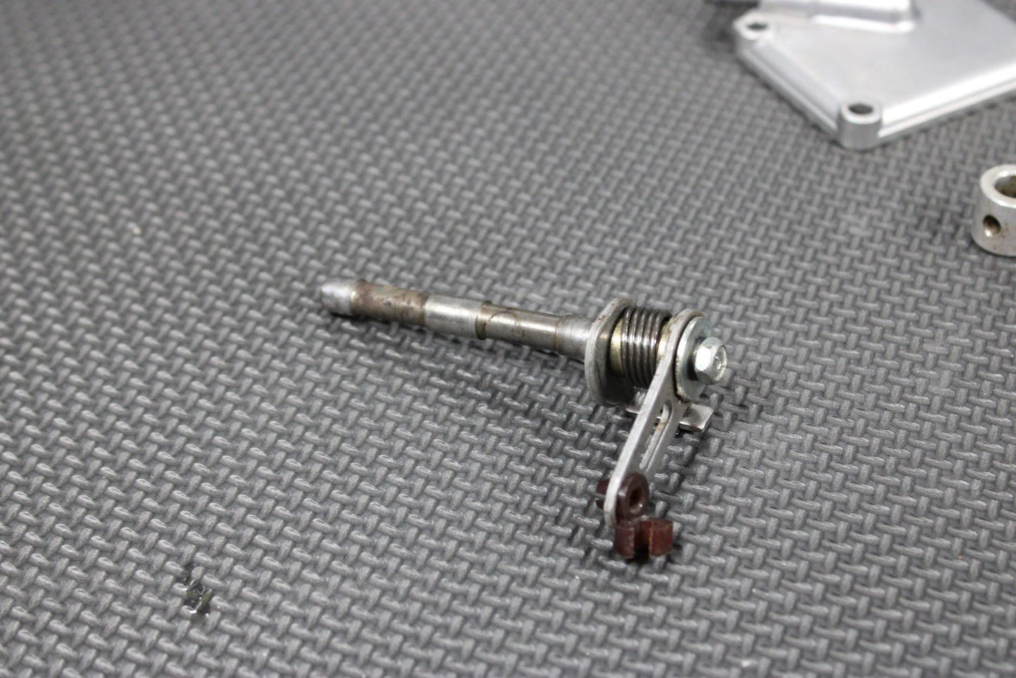 2001 SUZUKI RM80 OEM ENGINE POWER VALVE EXHAUST VALVE ASSEMBLY - hggarage