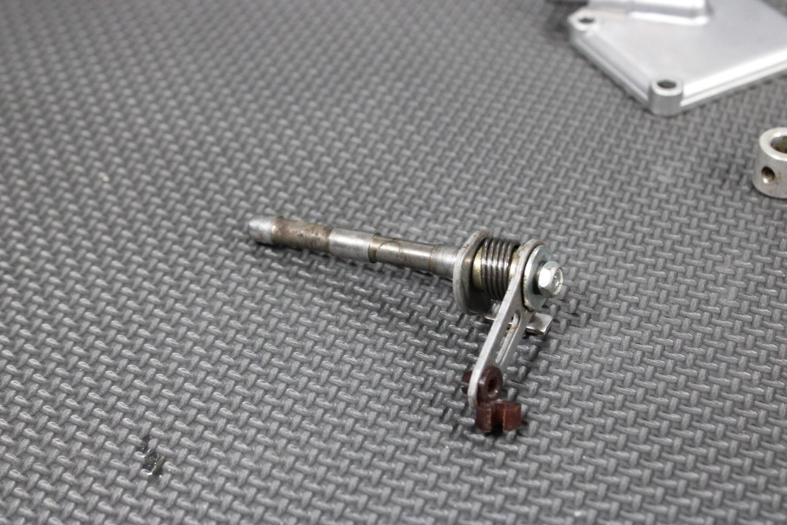 2001 SUZUKI RM80 OEM ENGINE POWER VALVE EXHAUST VALVE ASSEMBLY - hggarage