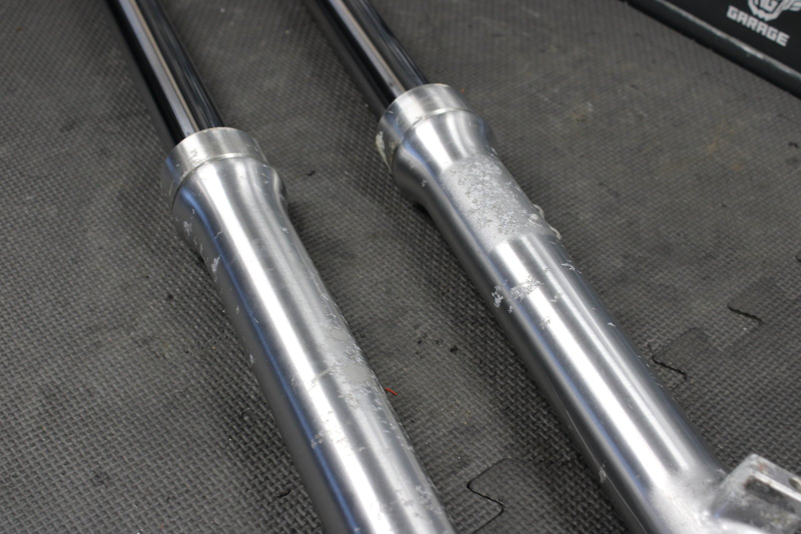 2002 Honda XR200R 95 - 02 OEM KYB Right Left Front Suspension Forks Shocks 51480 - K - hggarage