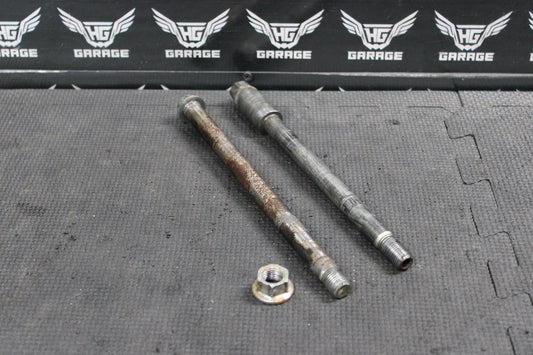 2004 KAWASAKI OEM FRONT WHEEL RIM AXLE PIVOT BOLT SWINGARM BOLT 41068 - 0013 - hggarage