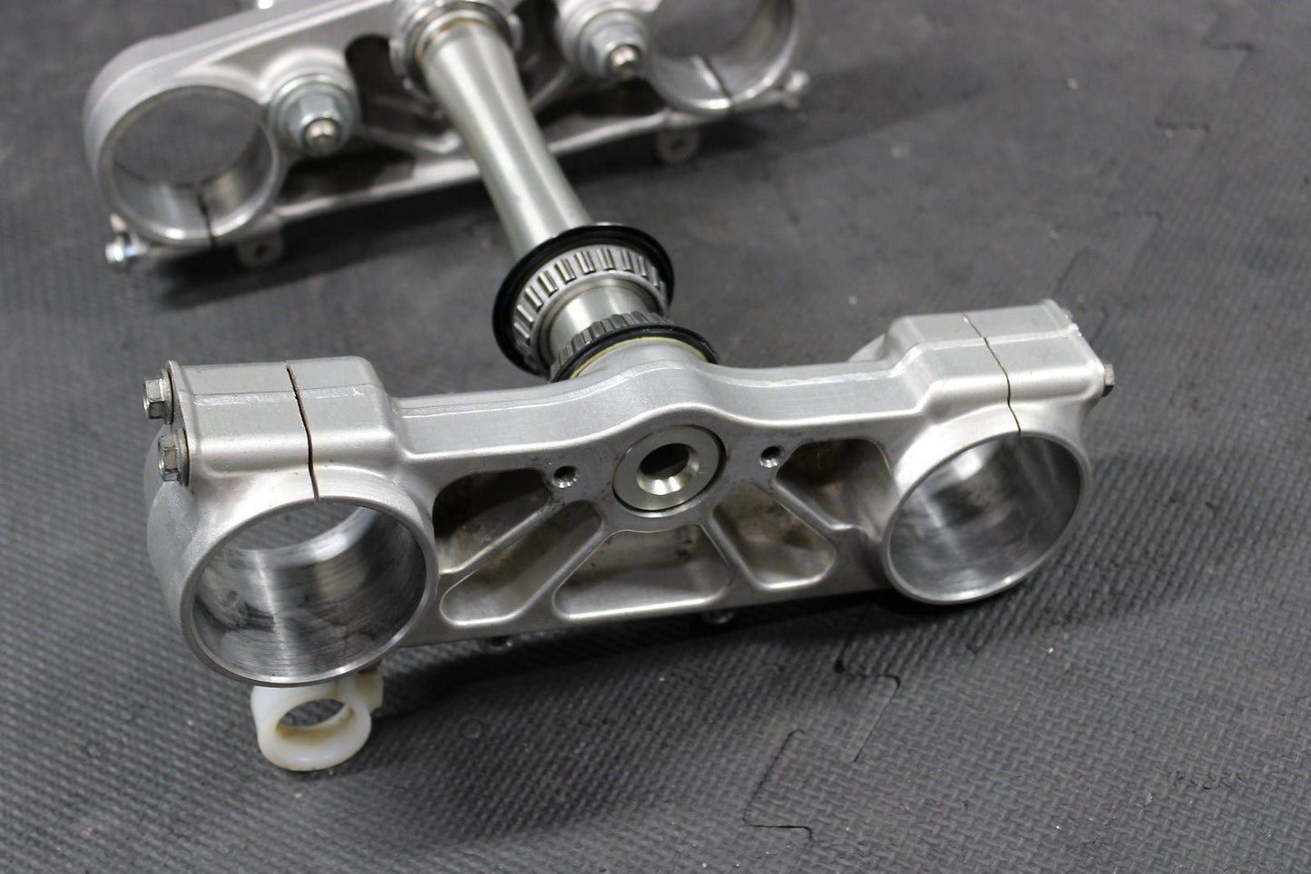 2013 HONDA CRF450R OEM FRONT FORKS LOWER UPPER TRIPLE TREE STEM CLAMP NICE! - hggarage