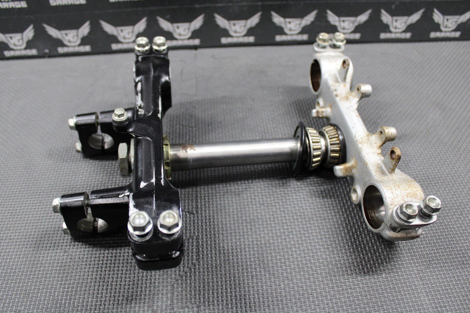 1999 HONDA XR200R 90 - 02 OEM FRONT FORKS LOWER UPPER TRIPLE TREE STEM BAR CLAMP - hggarage