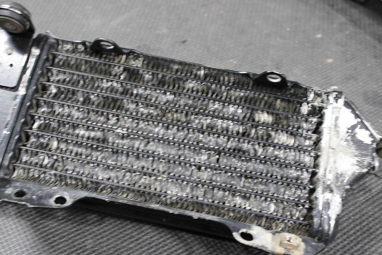 1992 Kawasaki KX250 OEM Engine Motor Cooling Cooler Radiator Left Right - hggarage