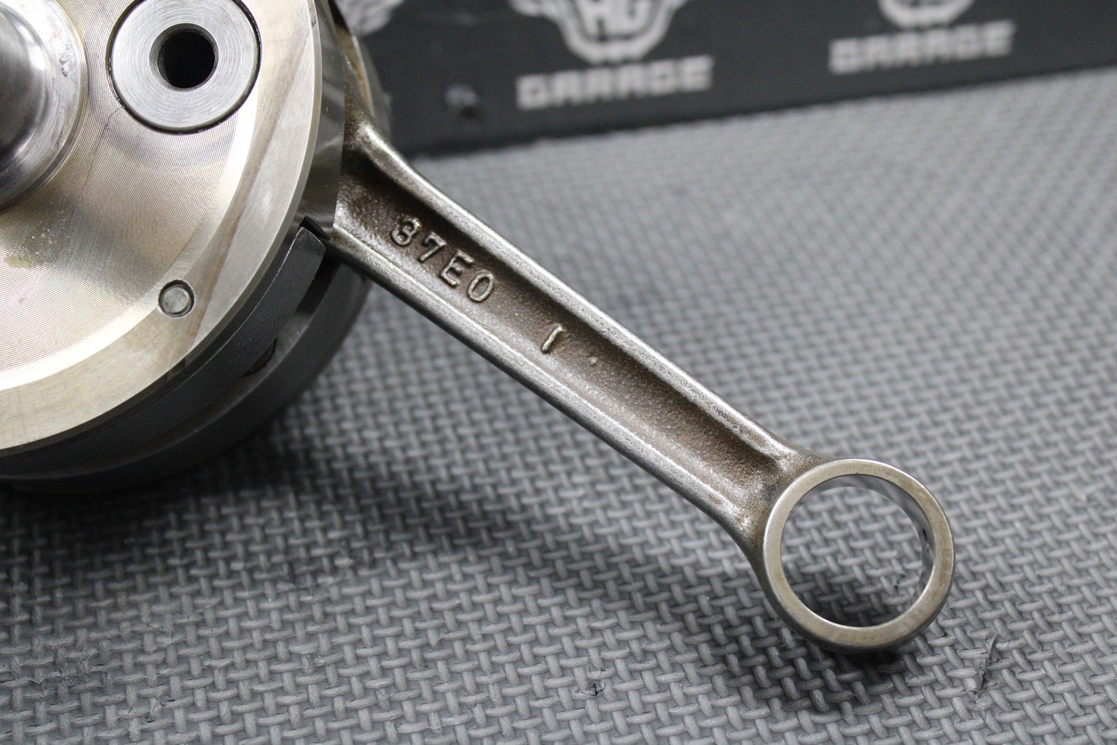 1999 SUZUKI RM250 OEM MODEL X CRANKSHAFT CRANK SHAFT CON ROD 12200 - 37E31 MINT! - hggarage