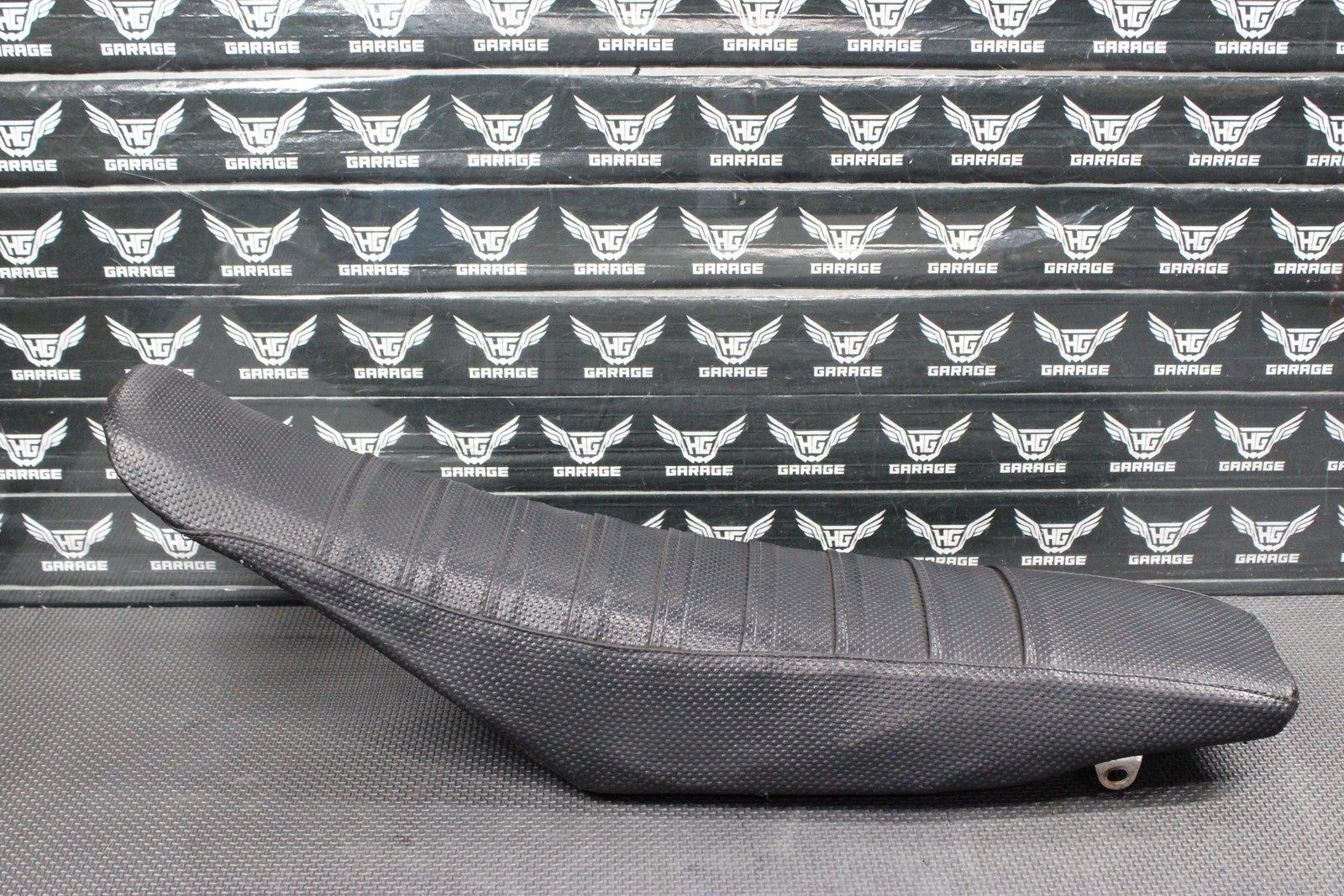 2006 YAMAHA 06 - 08 YZ450F SDG SEAT SADDLE CUSHION PAN 5XC - 24710 - 91 - 00 - hggarage
