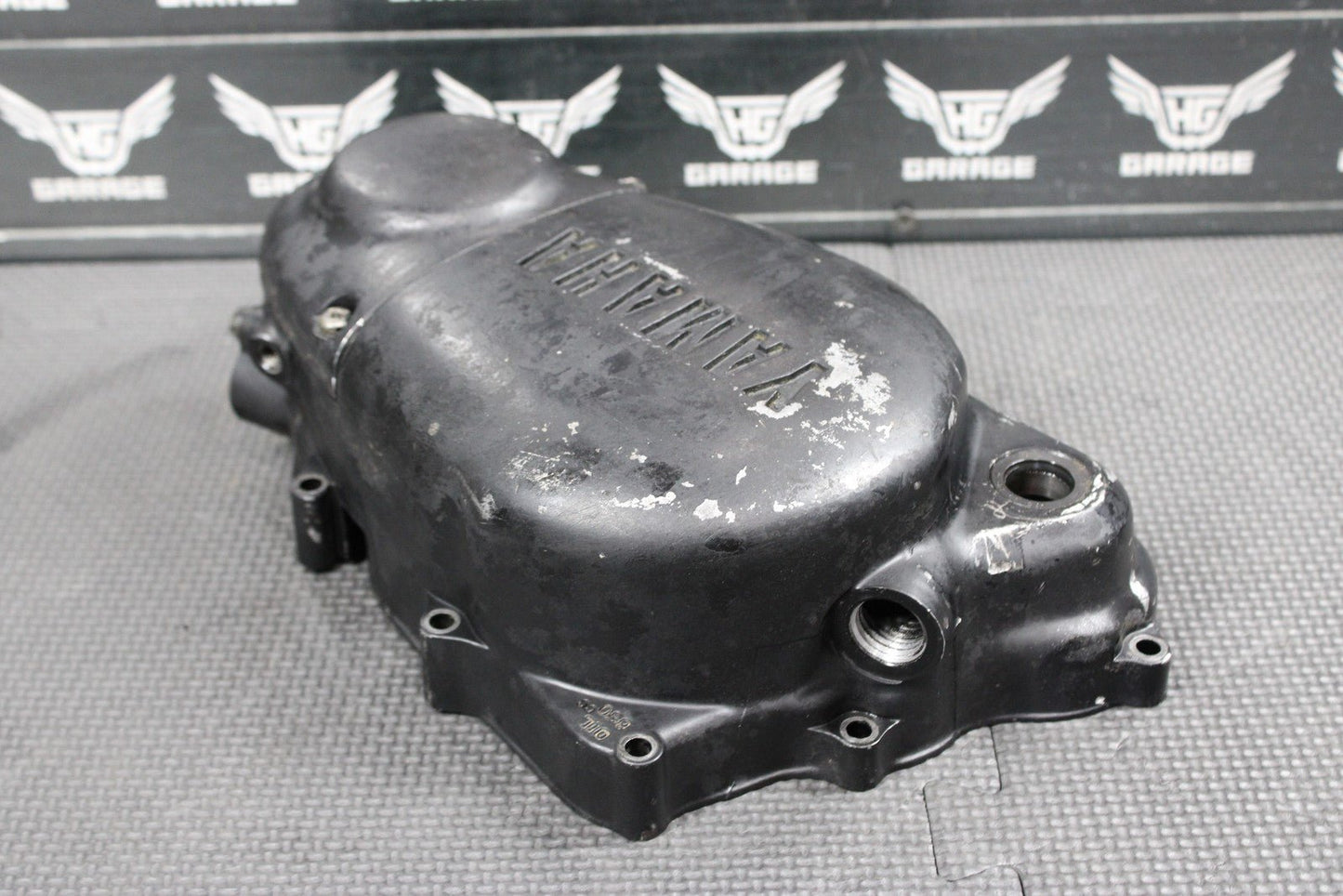 1997 YAMAHA RT100 OEM ENGINE MOTOR RIGHT SIDE CLUTCH COVER COVER401 - 15431 - 00 - 00 - hggarage