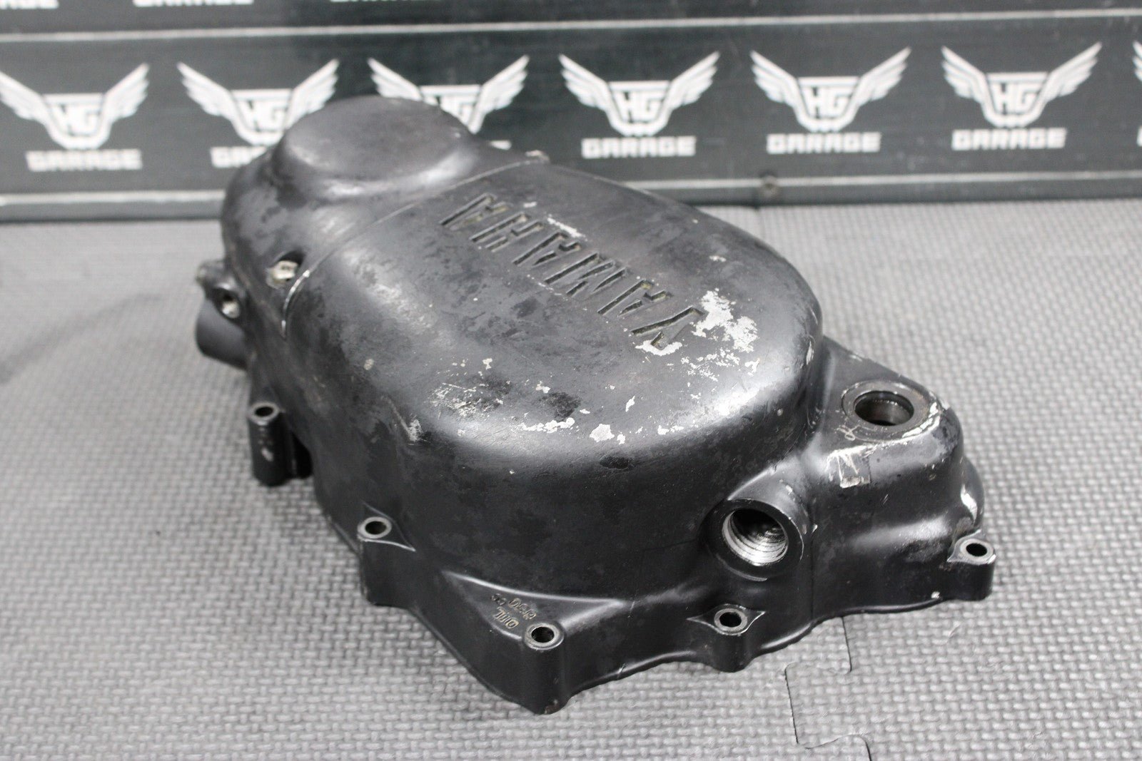 1997 YAMAHA RT100 OEM ENGINE MOTOR RIGHT SIDE CLUTCH COVER COVER401 - 15431 - 00 - 00 - hggarage