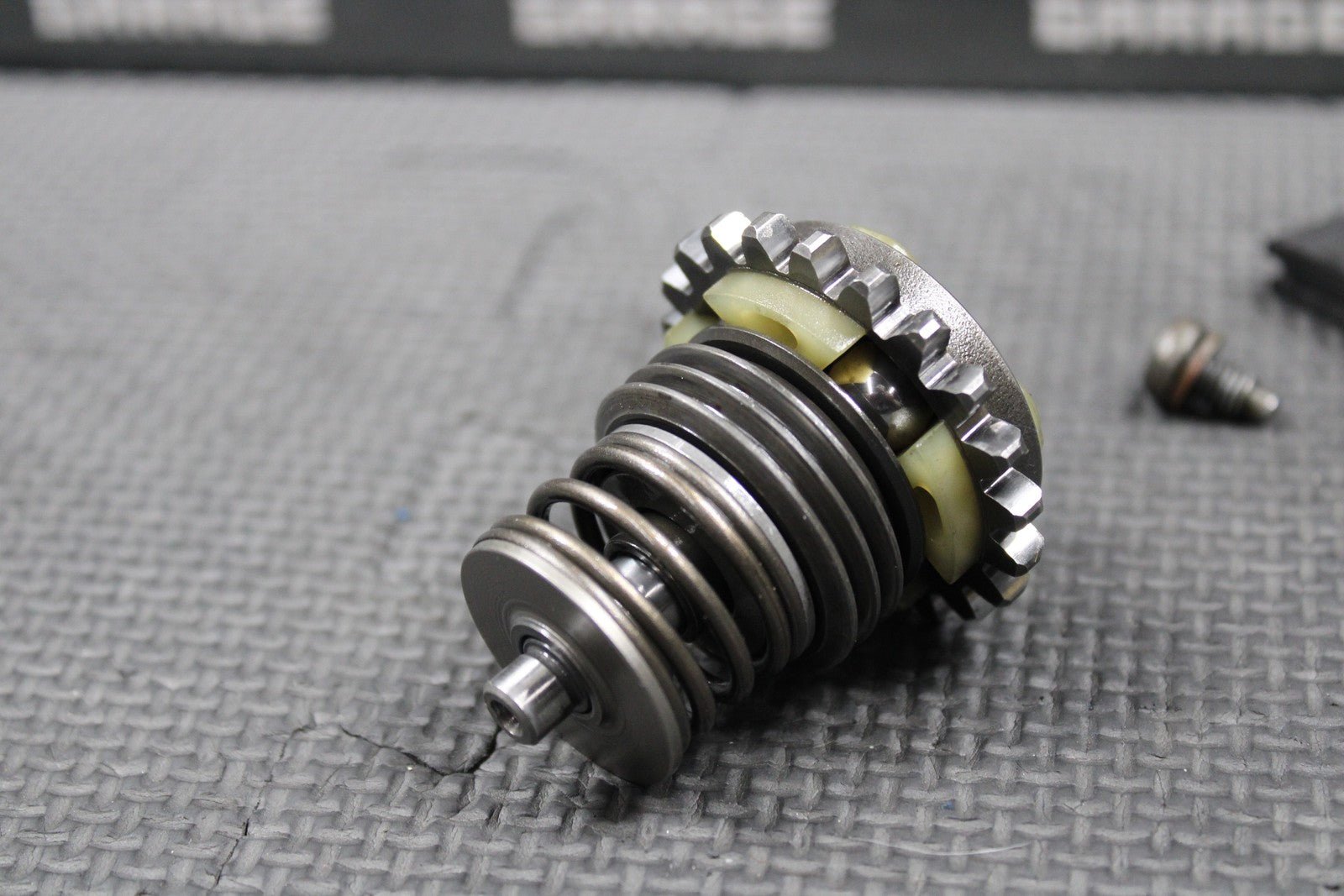 1988 HONDA CR125R OEM EXHAUST ATAC POWER VALVE GOVERNOR GEAR 19200 - KS6 - 830 - hggarage