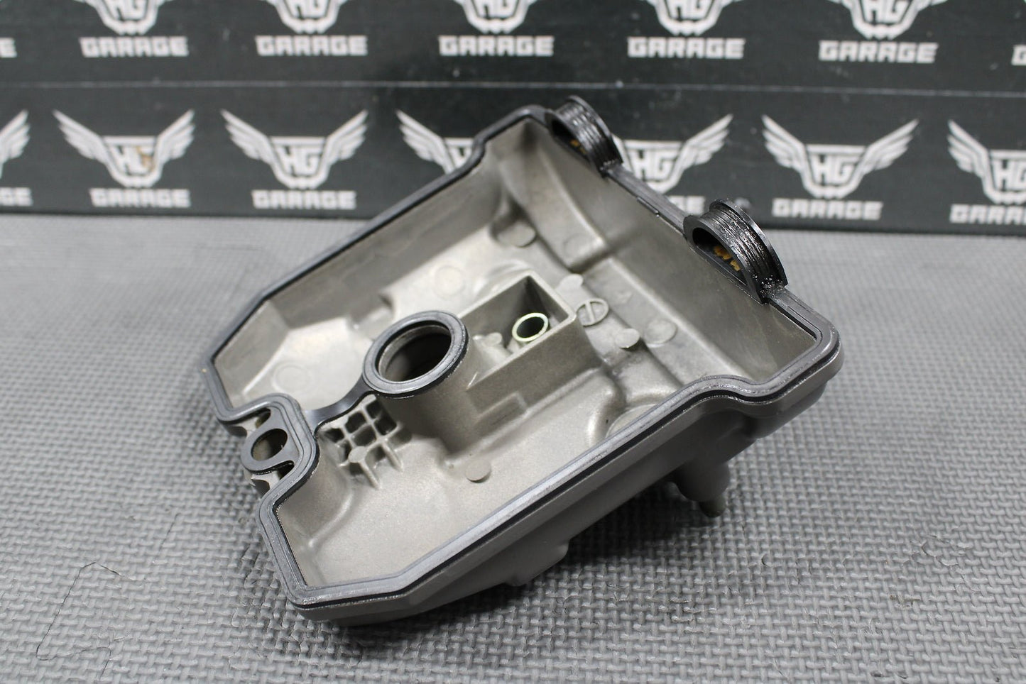 2000 SUZUKI DRZ400 DRZ400E OEM ENGINE CYLINDER HEAD VALVE COVER 11170 - 29F10 - hggarage