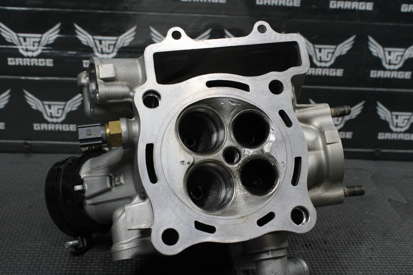 HONDA CRF250R OEM ENGINE MOTOR CYLINDER HEAD 12010 - K95 - AA0 REPAIR! - hggarage