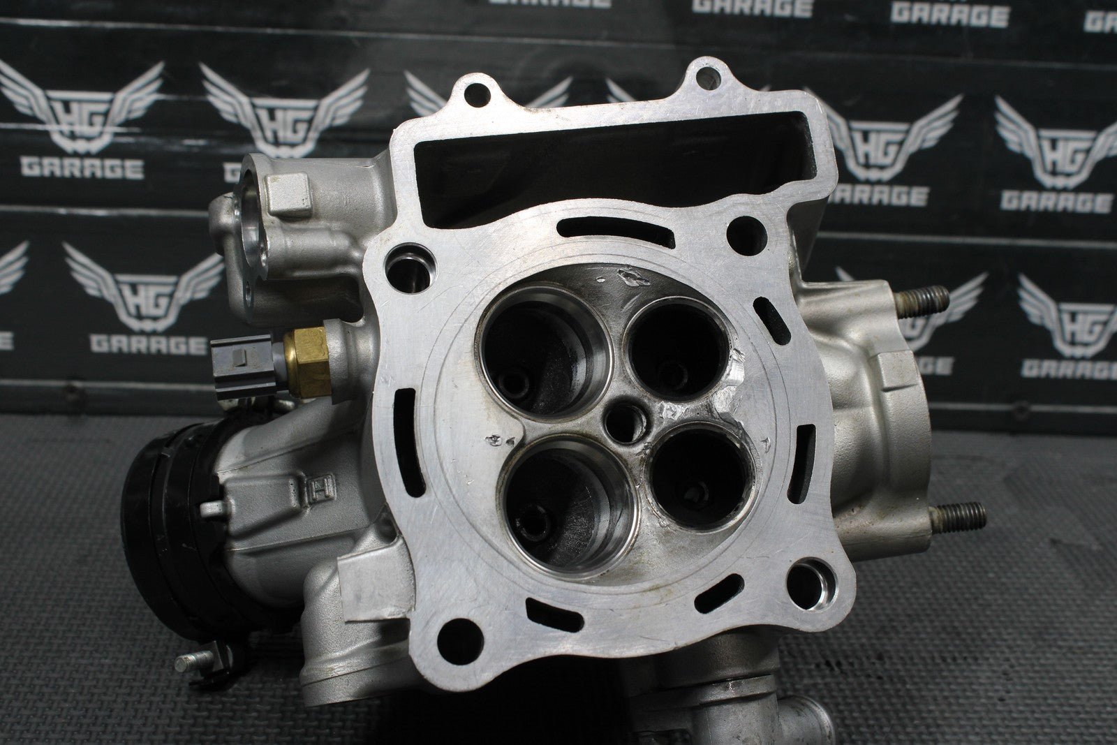HONDA CRF250R OEM ENGINE MOTOR CYLINDER HEAD 12010 - K95 - AA0 REPAIR! - hggarage