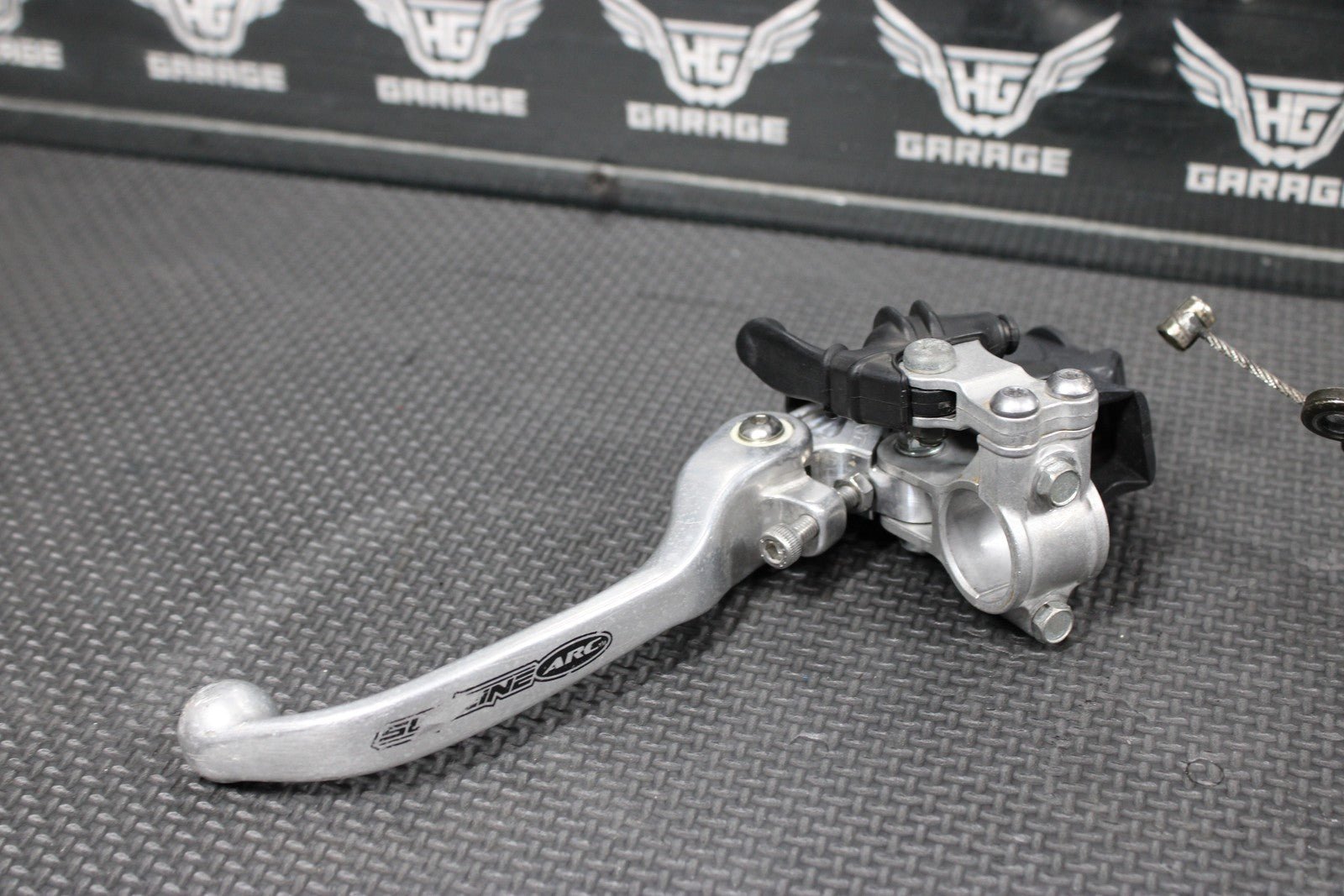 2005 YAMAHA 03 - 05 YZ250F YZ450F OEM CLUTCH CABLE LINE W ARC LEVER & PERCH - hggarage