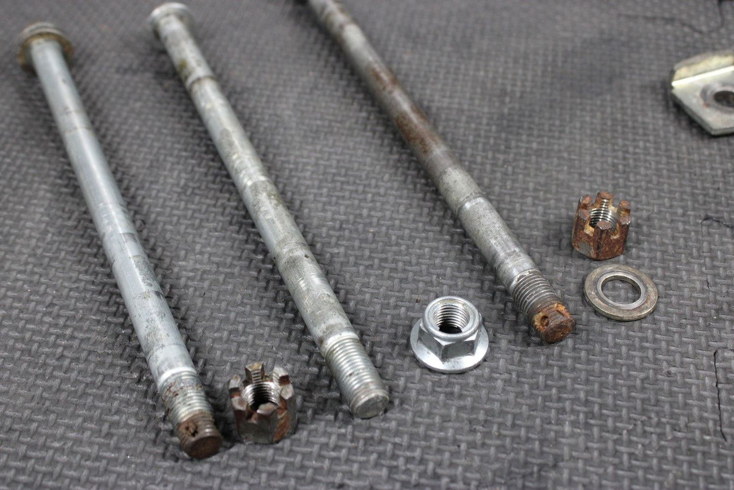 2004 KAWASAKI KX65 00 - 22 OEM FRONT REAR AXLE BACK WHEEL RIM SWINGARM PIVOT BOLTS - hggarage