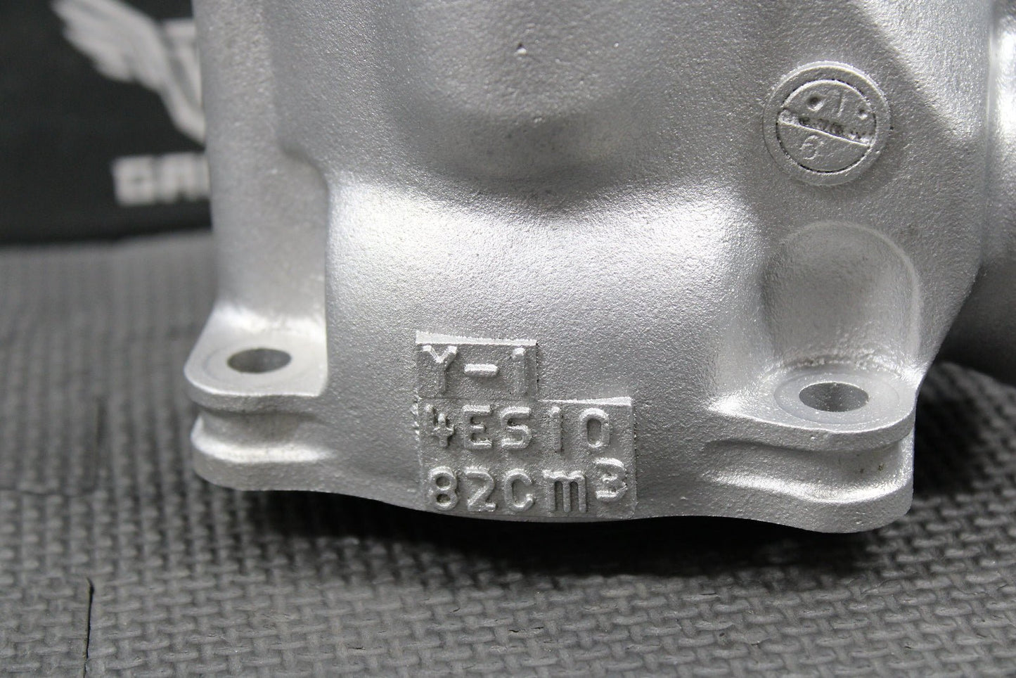 1998 97 - 01 YAMAHA YZ80 OEM CYLINDER BORE JUG TOP END 47.5MM 4ES - 11311 - 30 - 00 NICE - hggarage