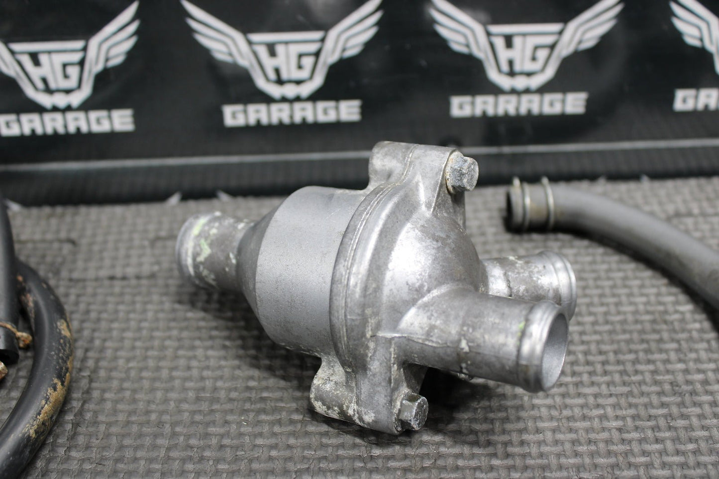 2003 00 - 07 HONDA XR650R OEM RADIATOR THERMOSTAT HOUSING COVER COOLING HOSES - hggarage
