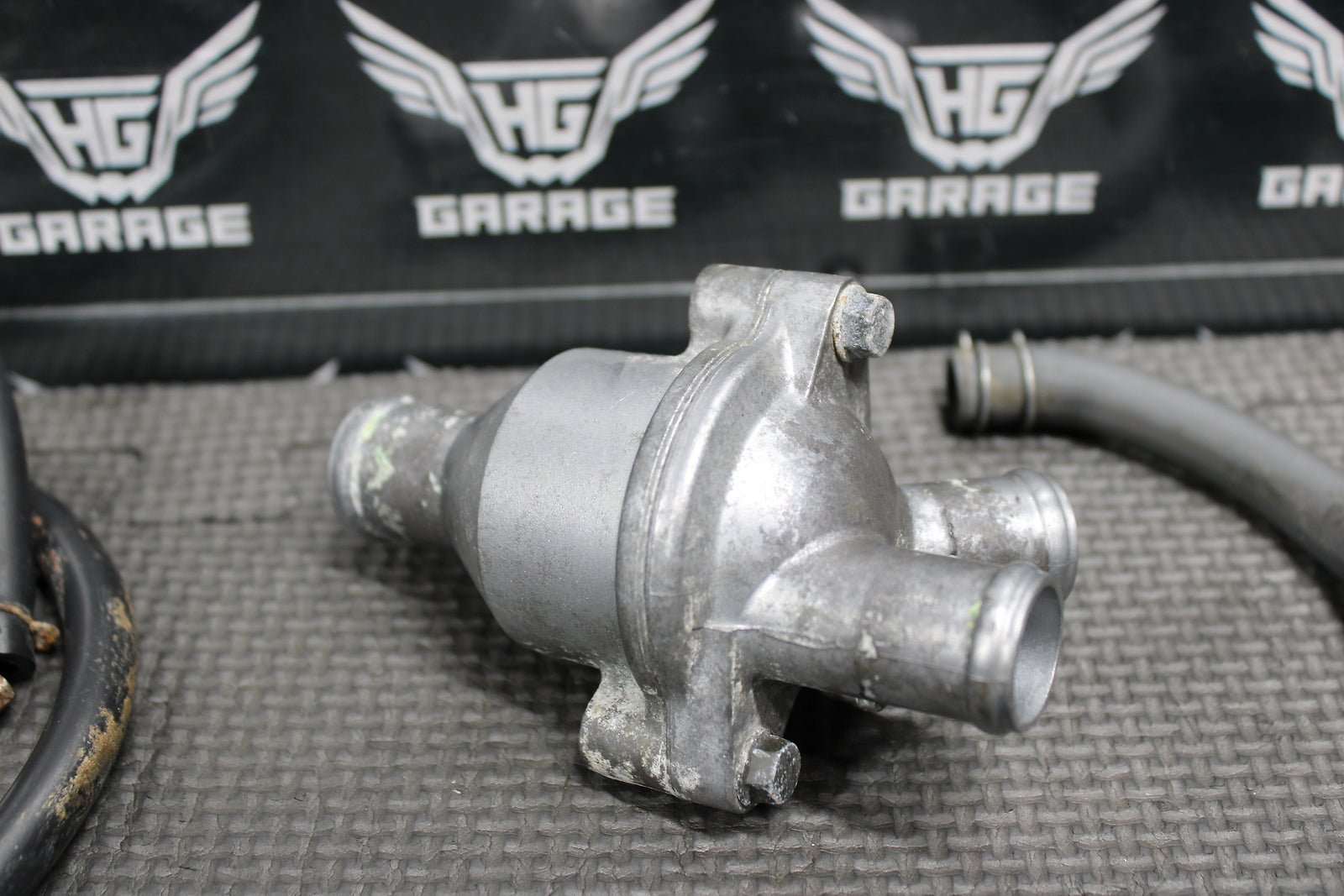 2003 00 - 07 HONDA XR650R OEM RADIATOR THERMOSTAT HOUSING COVER COOLING HOSES - hggarage