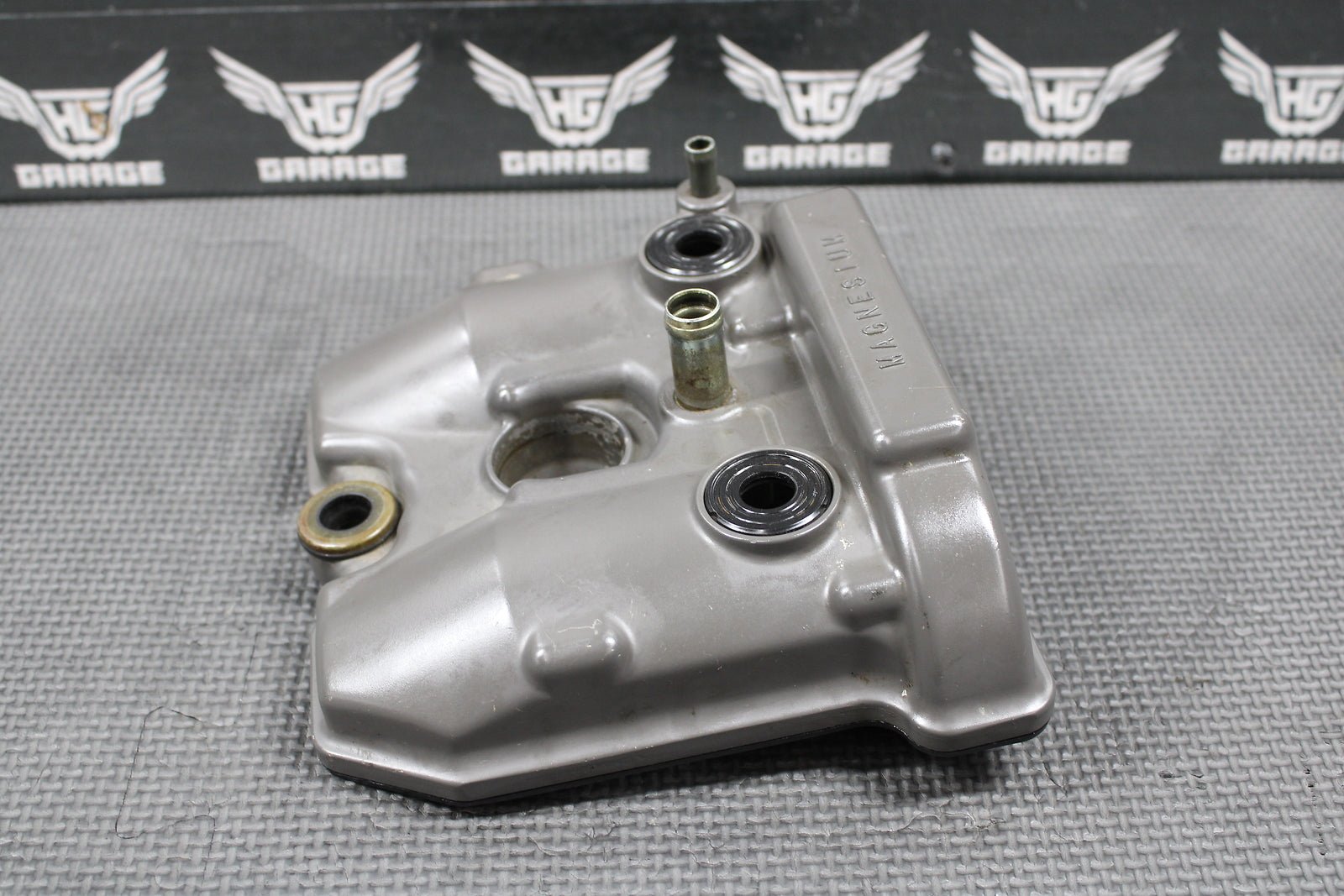 2000 SUZUKI DRZ400 DRZ400E OEM ENGINE CYLINDER HEAD VALVE COVER 11170 - 29F10 - hggarage