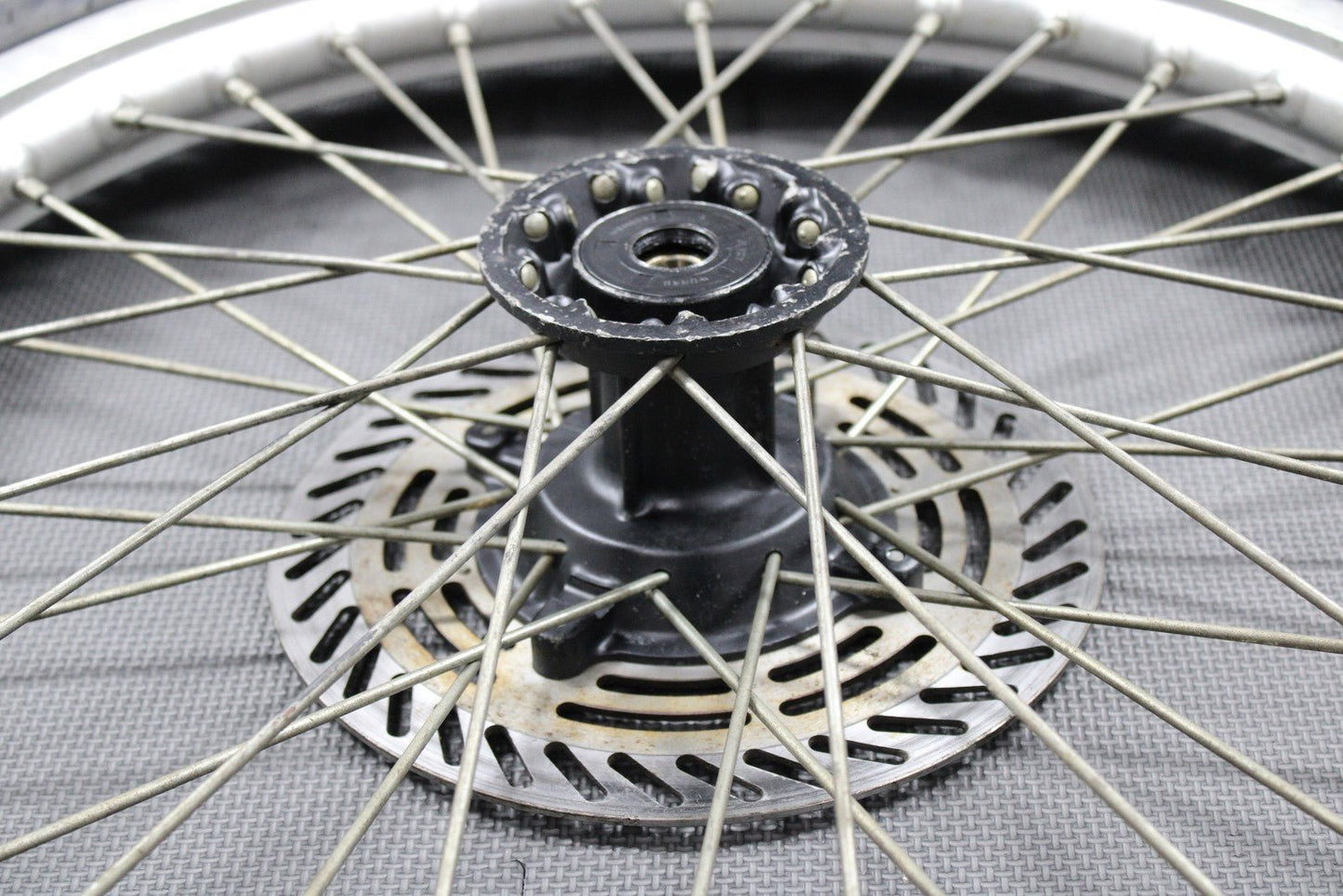 1988 HONDA CR125R CR250R CR500R OEM 21" FRONT WHEEL RIM HUB TIRE 446A5 - KS6 - 830 - hggarage