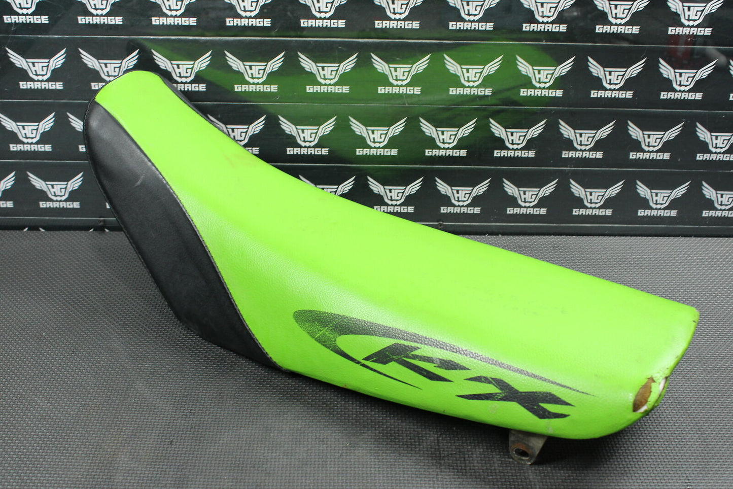 1999 KAWASAKI 98-00 KX100 KX80 OEM SEAT SADDLE 53001-1846-MH