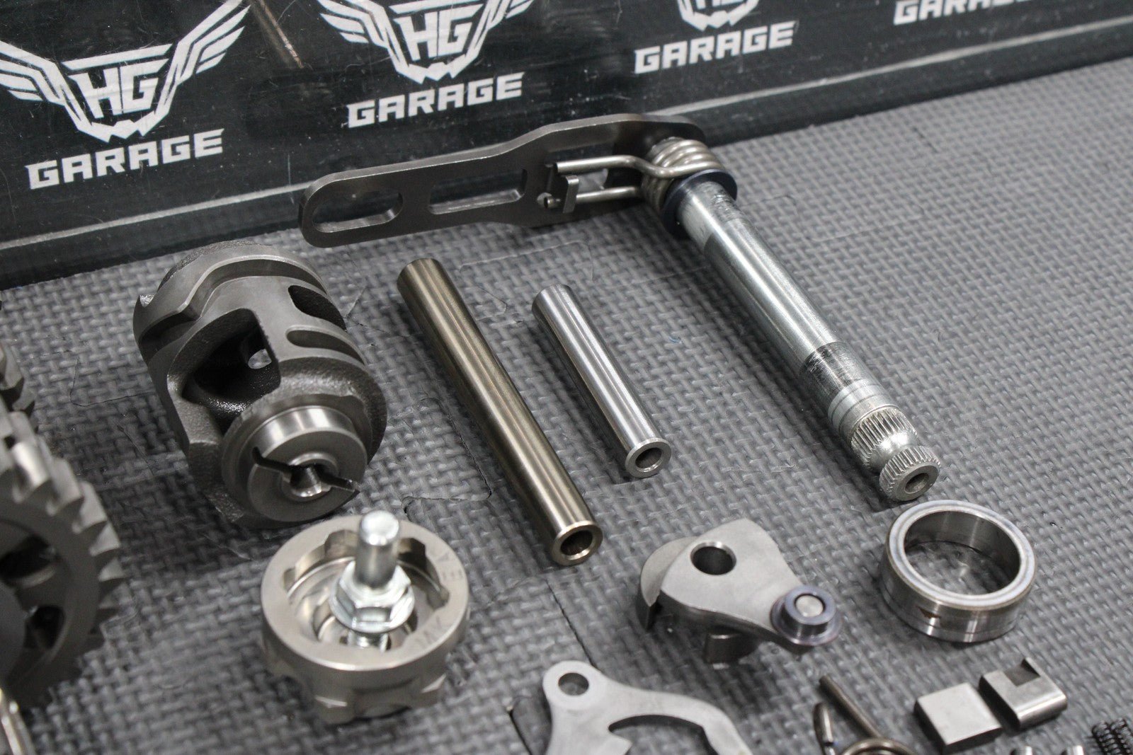 2023 HONDA CRF250R OEM ENGINE TRANSMISSION TRANNY GEARS GEARBOX SHIFT FORK GOOD! - hggarage