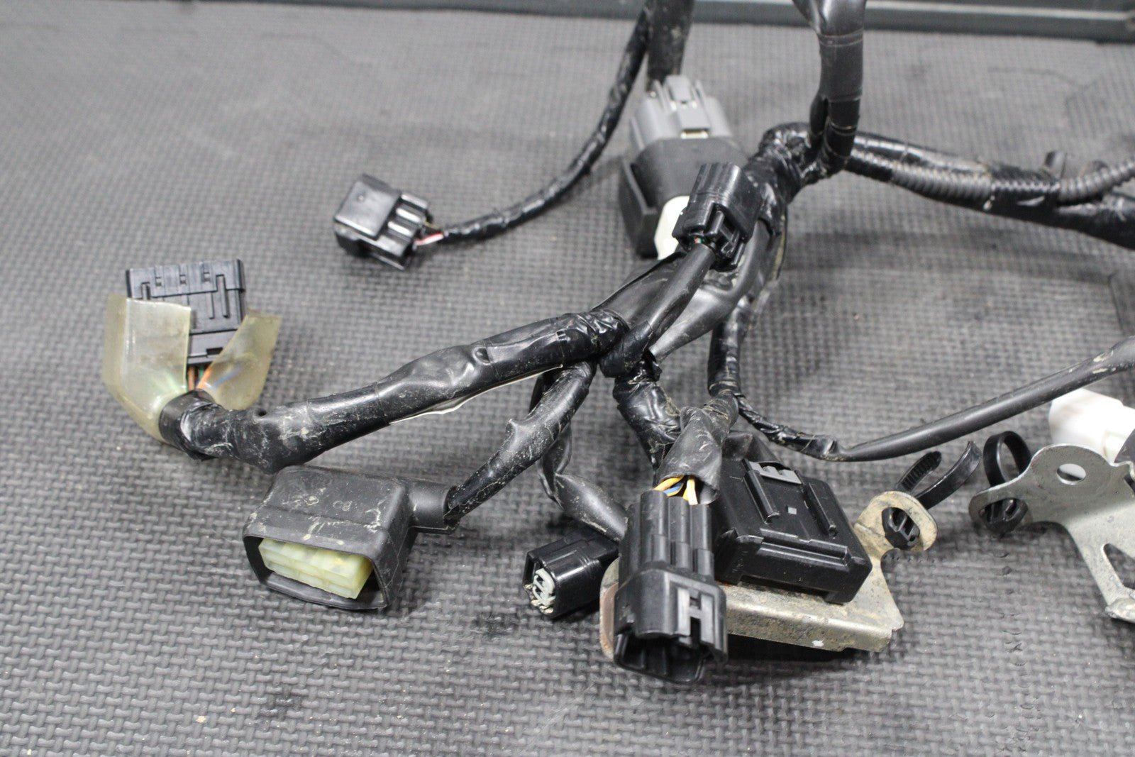 2018 HONDA CRF250R OEM MAIN ENGINE WIRING HARNESS MOTOR WIRE LOOM 32100 - K95 - A20 - hggarage