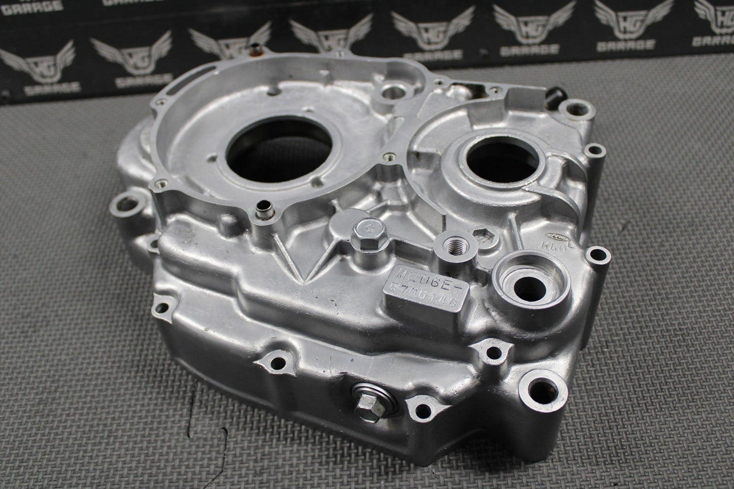 1991 HONDA 88 - 95 XR250R OEM LEFT ENGINE CRANKCASE CRANK CASE 11200 - KZ1 - 670 MINT! - hggarage
