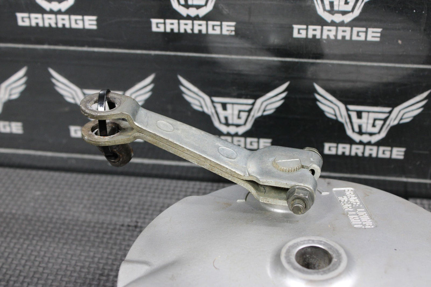 2005 SUZUKI DR200SE OEM REAR BACK BRAKE DRUM ASSEMBLY 54400 - 07870 GOOD! - hggarage